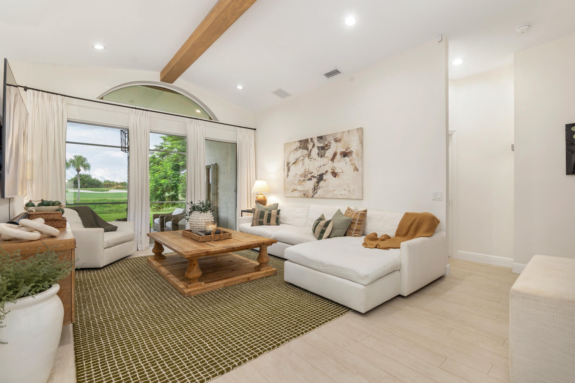 Properties 1839 S Club Drive