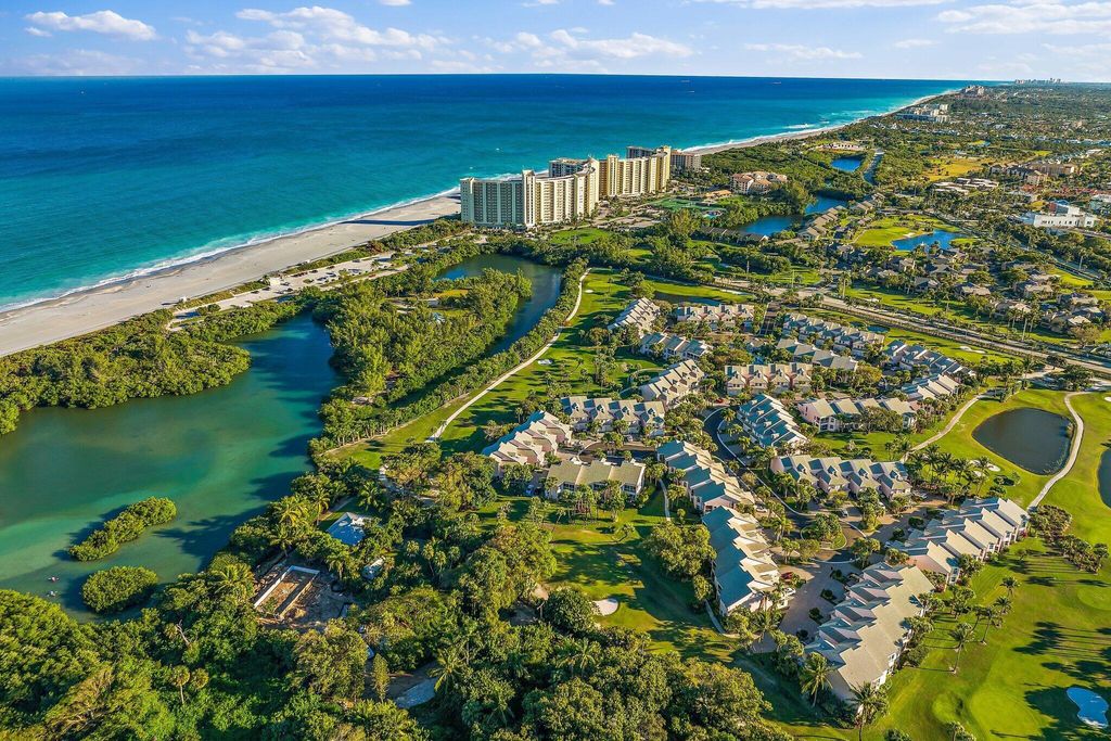 Photo of 2604 Fairway Drive N, Jupiter, FL 33477 (MLS # R11127649)