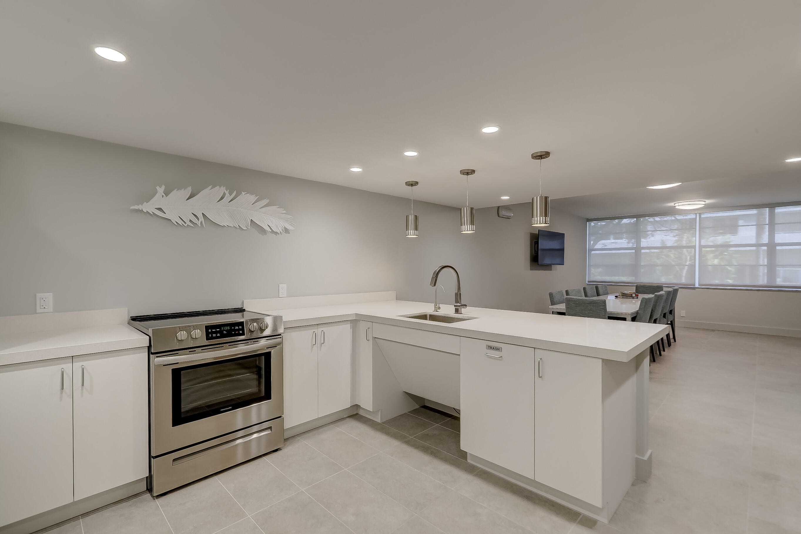 EAST POINT TOWERS CONDO - Residential