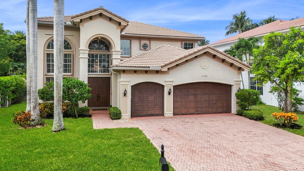 Photo of 11177 Sunset Ridge Circle, Boynton Beach, FL 33473 (MLS # R11003861)