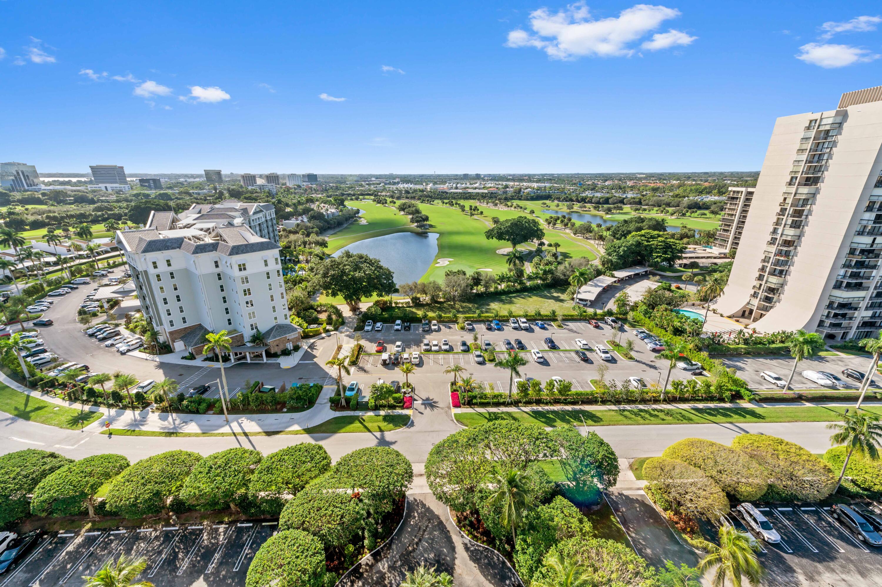 LANDS OF THE PRESIDENT CONDO 3 - Residential