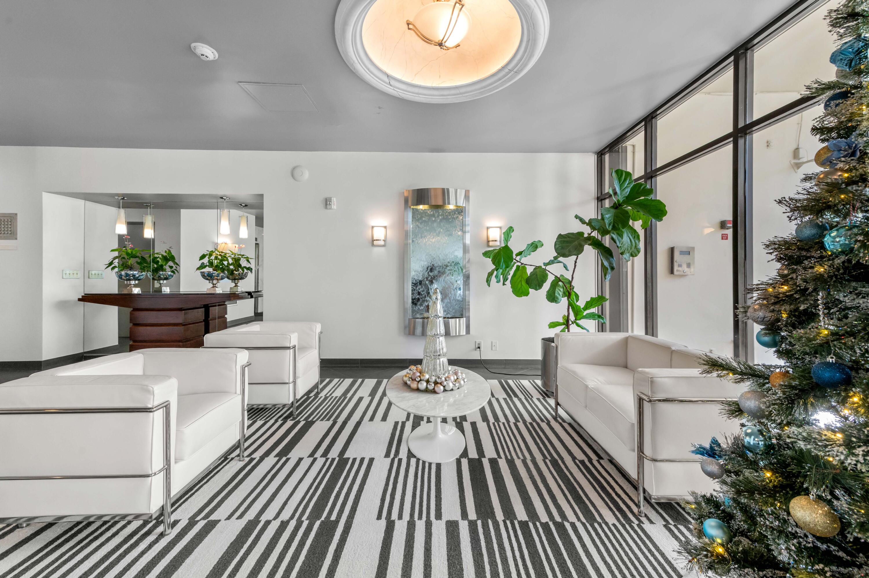 LANDS OF THE PRESIDENT CONDO 3 - Residential