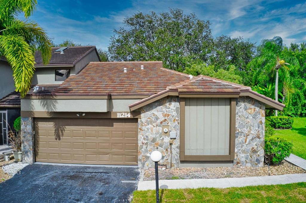 Photo of 11214 Thyme Drive, Palm Beach Gardens, FL 33418 (MLS # R10723777)