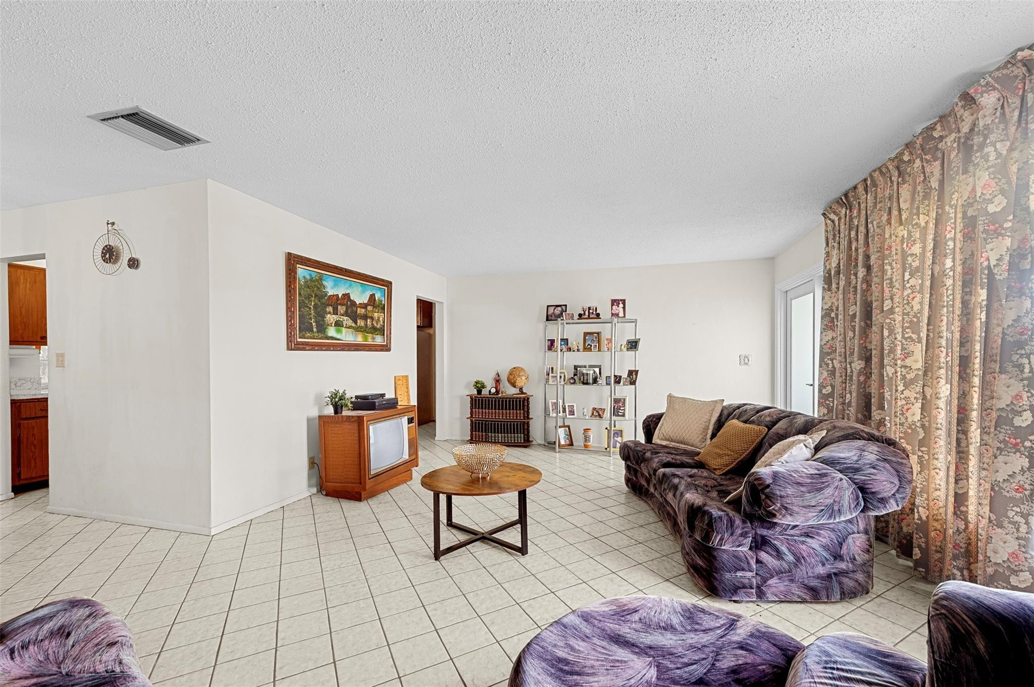 MAINLANDS OF TAMARAC LAKES - Residential