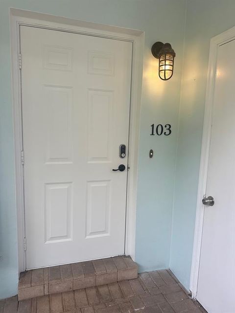 1108 Ocean Ter Delray Beach FL 33483