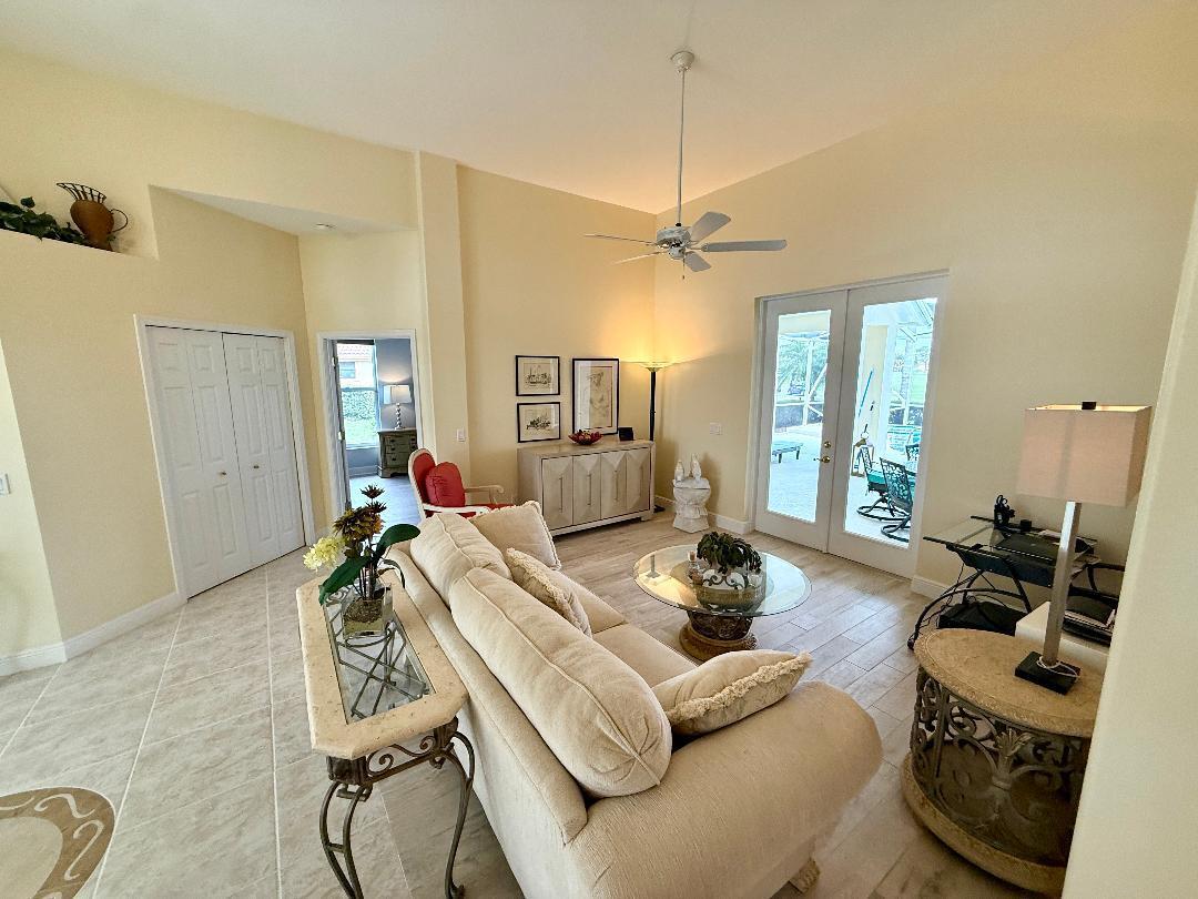 COUNTRY CLUB ESTATES PARCEL 8 PHASE 1 - Residential