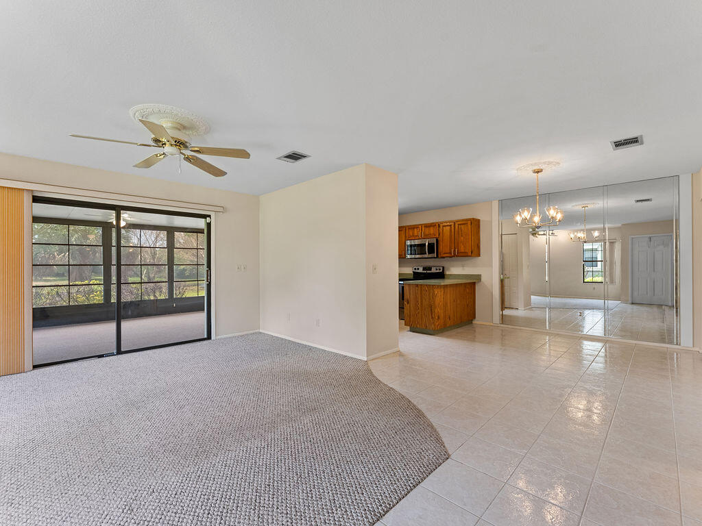 1526 SE Dewberry Court