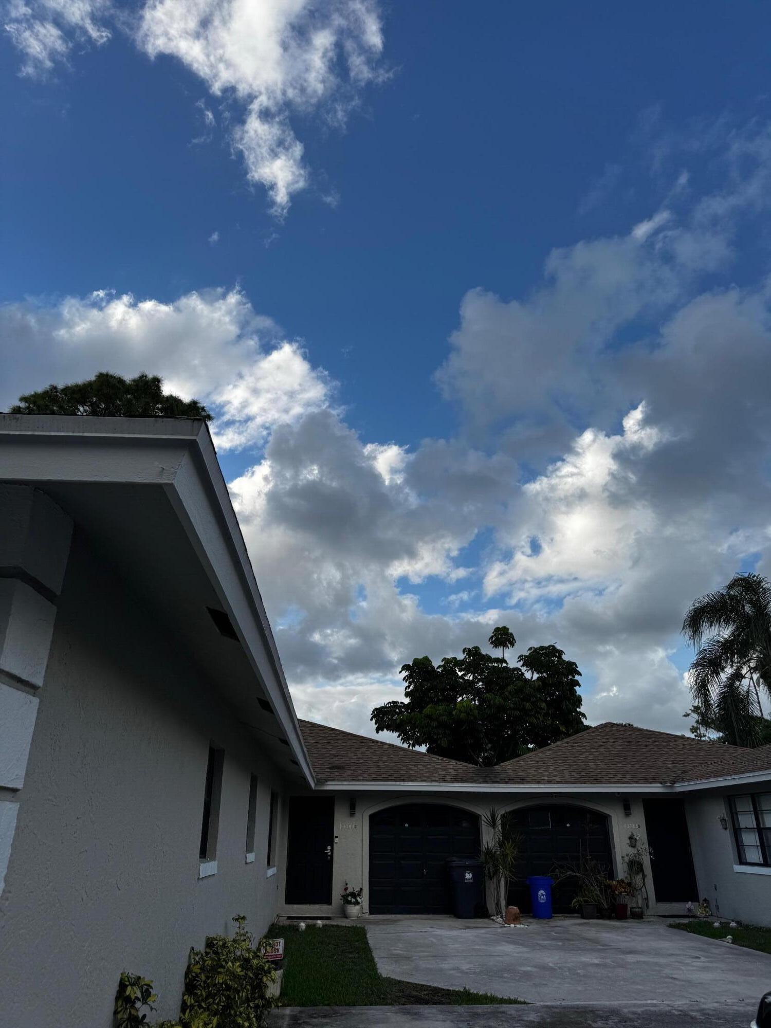 SUGAR POND MANOR OF WELLINGTON - Residential Lease