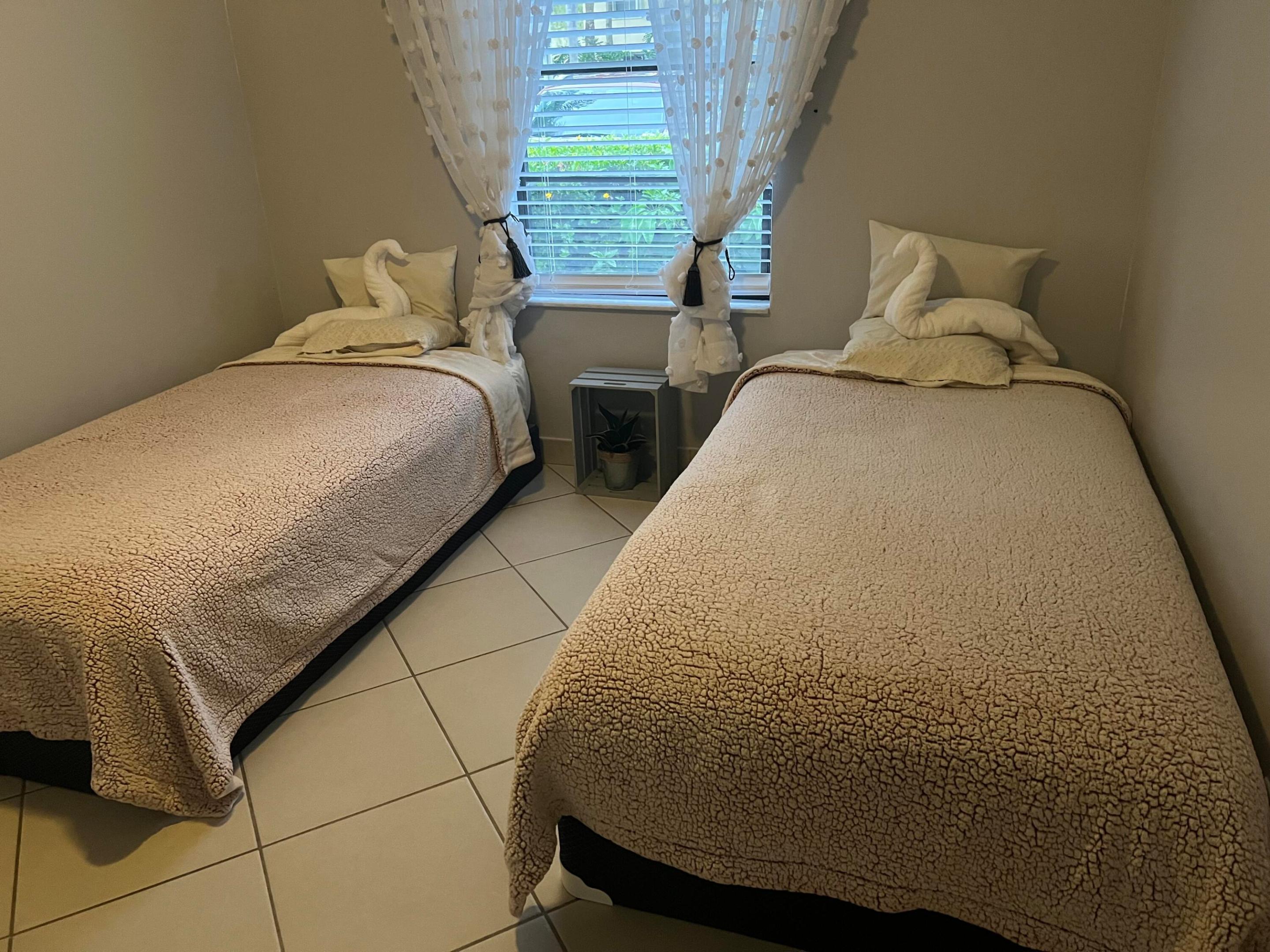 SUGAR POND MANOR OF WELLINGTON - Residential Lease
