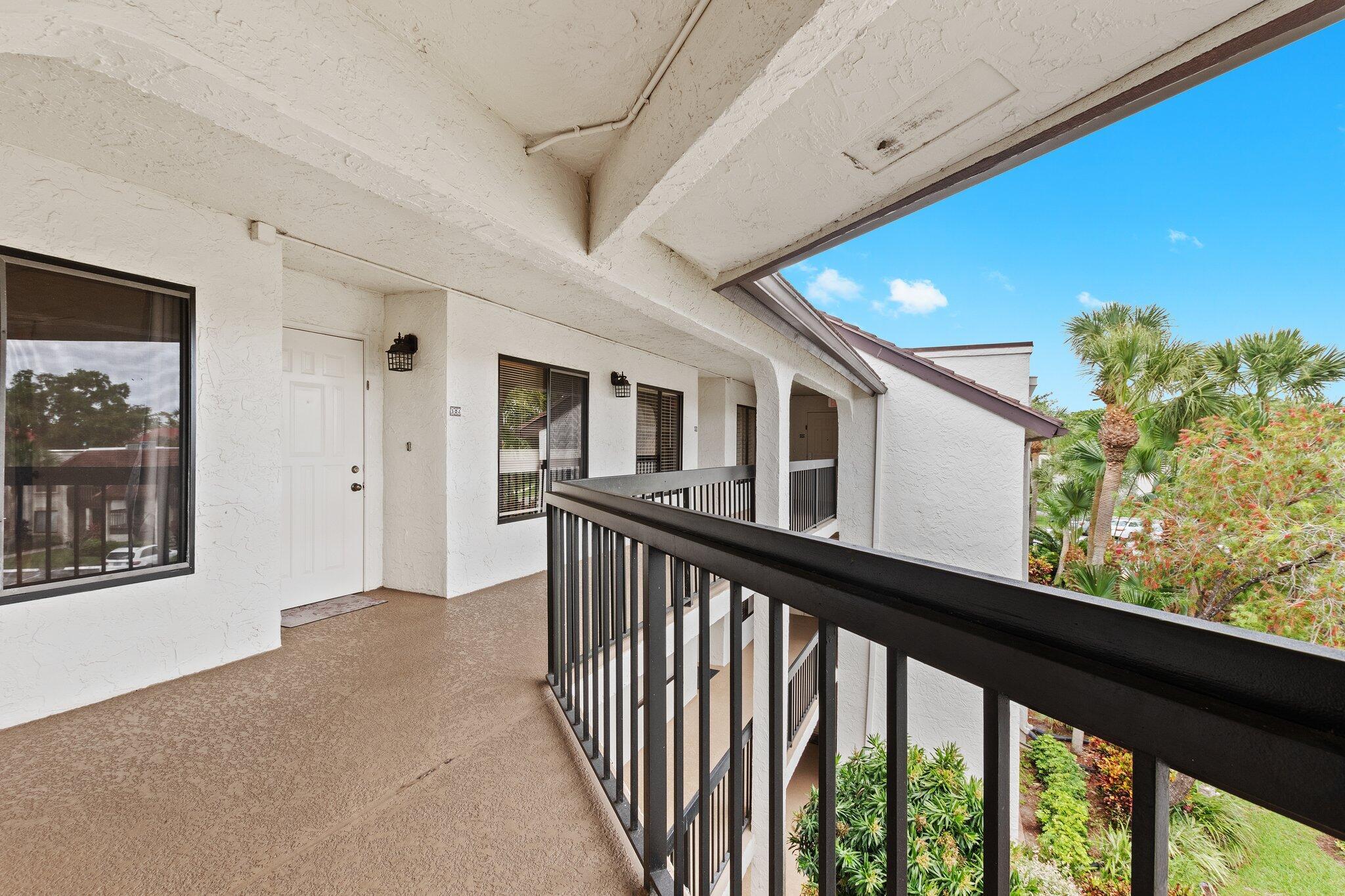 LAKESIDE CONDO 3 OF BANYAN SPRINGS - Residential Lease