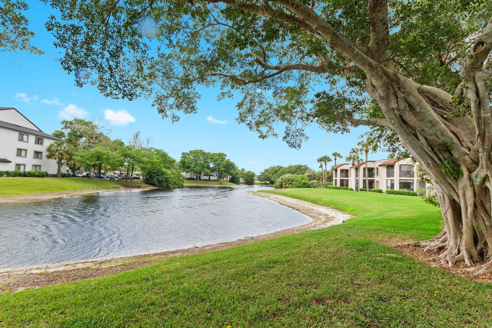 LAKESIDE CONDO 3 OF BANYAN SPRINGS - Residential Lease