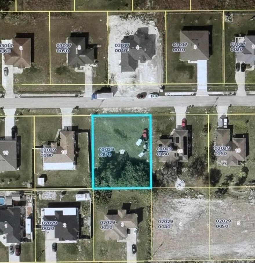 GREAT 0.28 ACRE VACANT LOT FOR SALE!!! Fully developed lots and community nearby. Great location to build your dream home in a quiet and desirable area in Lehigh acres with no through traffic or to invest in the growing Real Estate Market of SW Florida!! Near Churchill avenue and 5 minutes from Buckingham Airpark West. Convenience stores, restaurants & much more! Nearby schools are: Tortuga Preserve Elementary Harns Marsh Elementary, Harns Marsh Middle, Lehigh Senior High, and Varsity Lakes Middle.