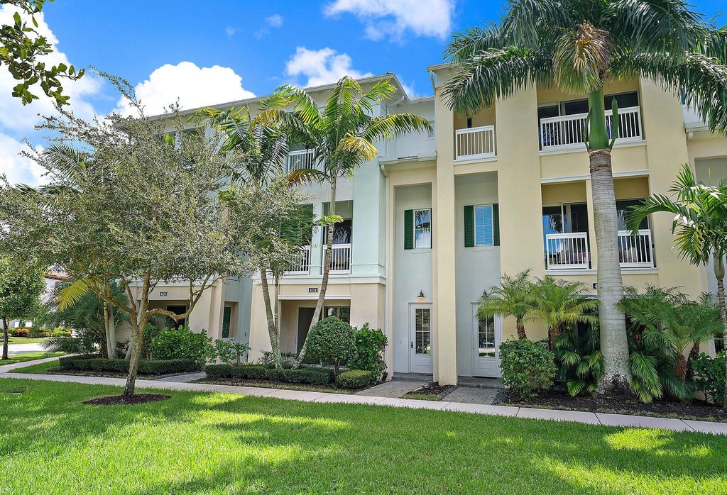 Photo of 4124 Faraday Way, Palm Beach Gardens, FL 33418 (MLS # R11121927)