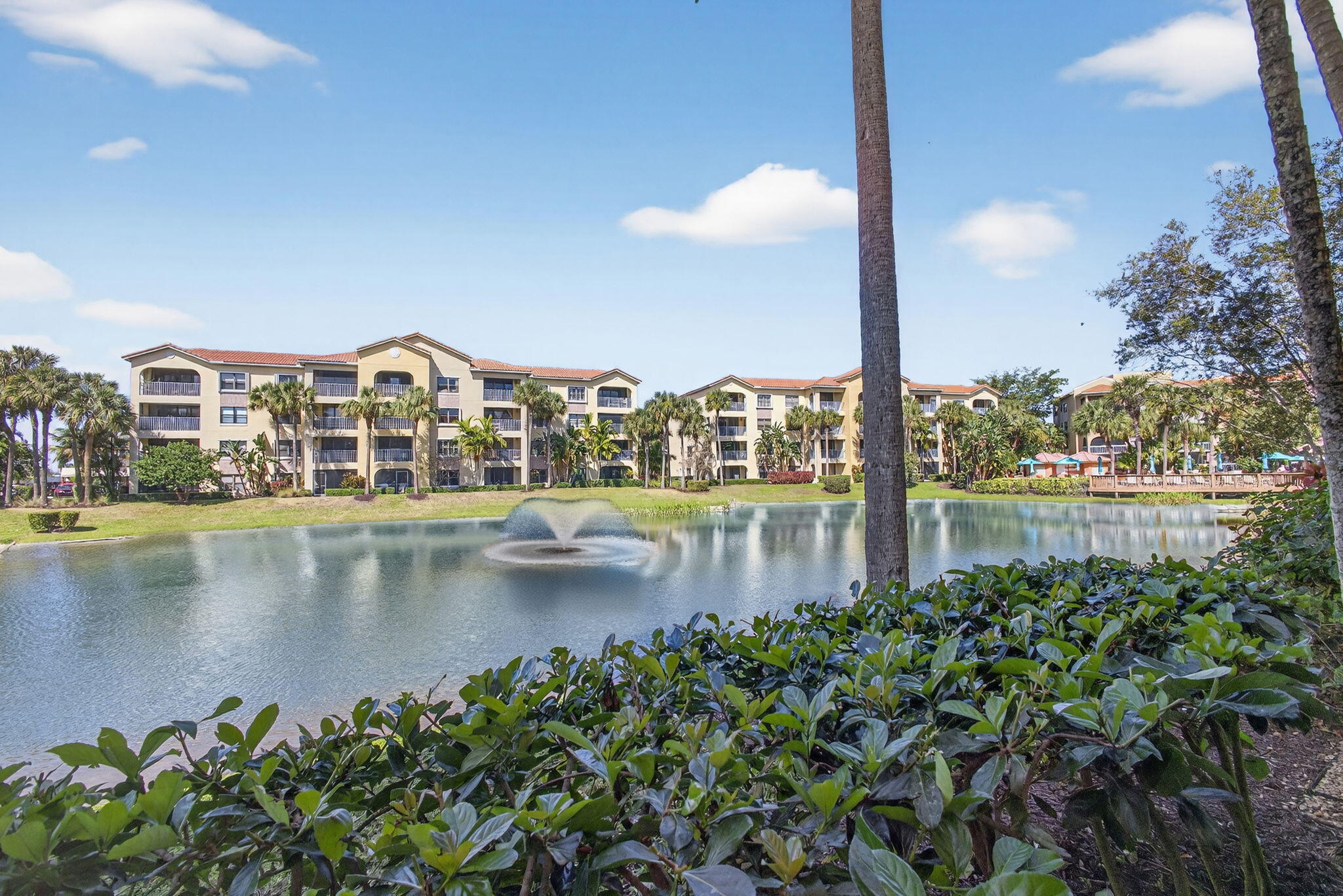 OCEAN TRACE CONDO - Residential