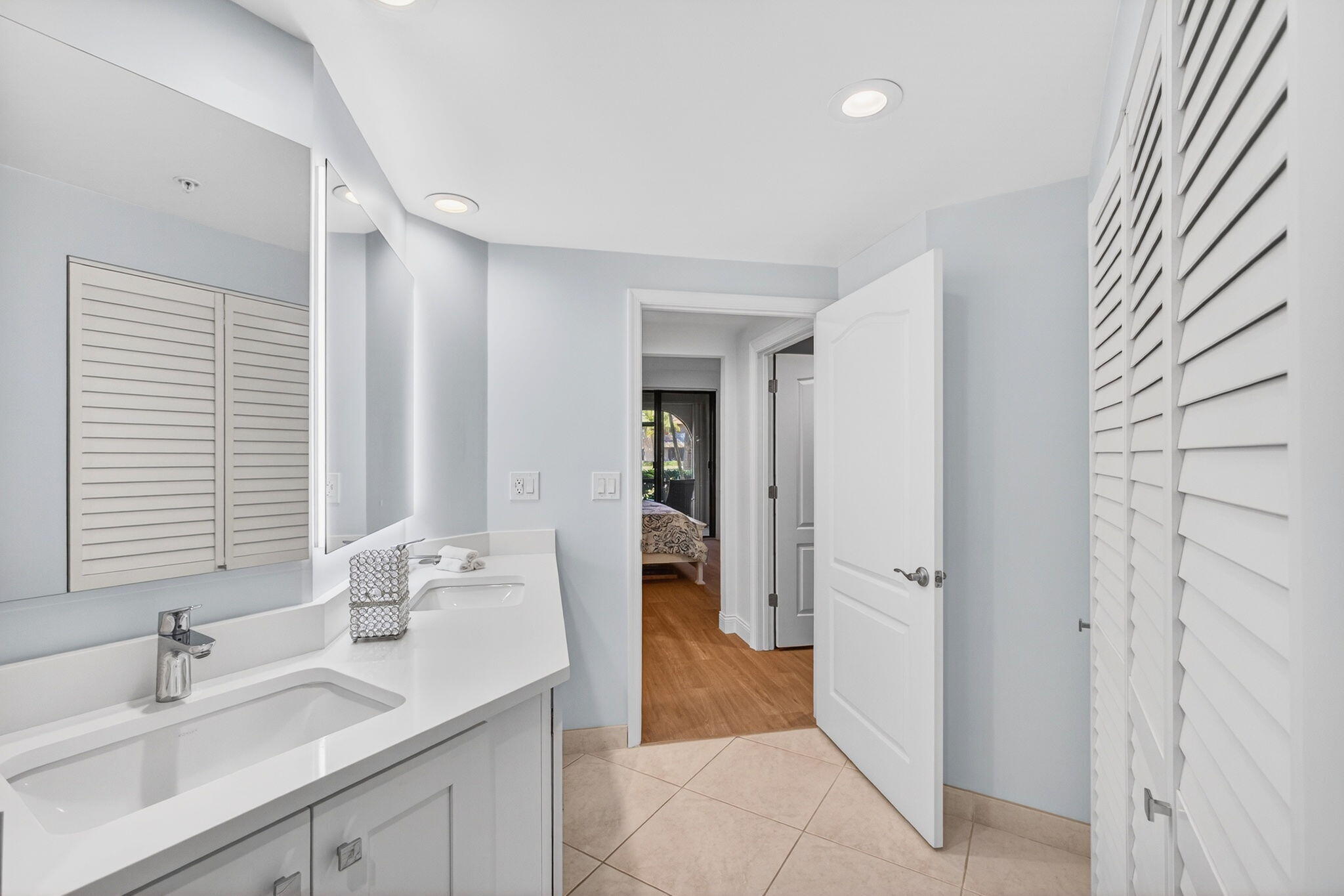 OCEAN TRACE CONDO - Residential