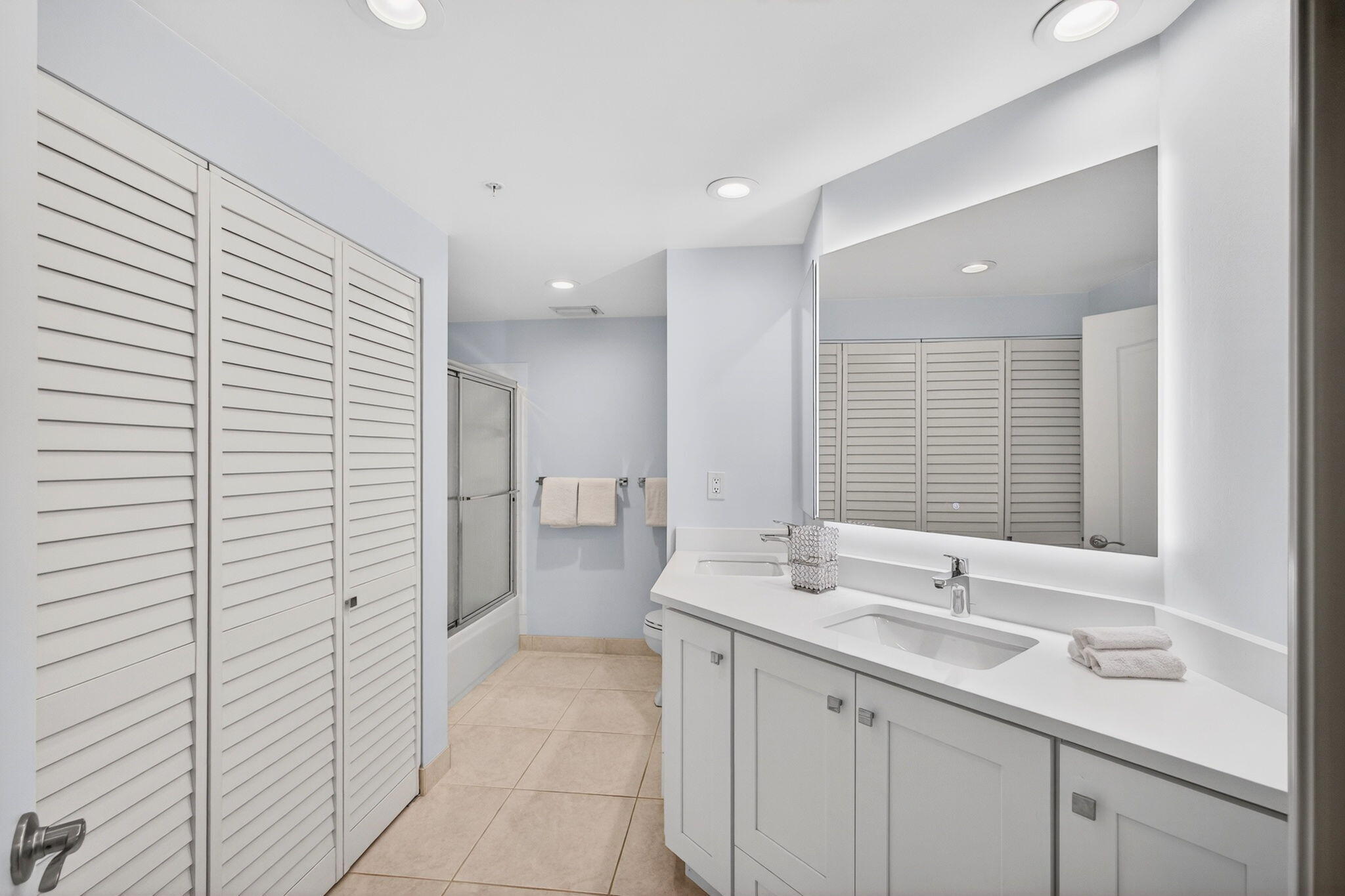 OCEAN TRACE CONDO - Residential