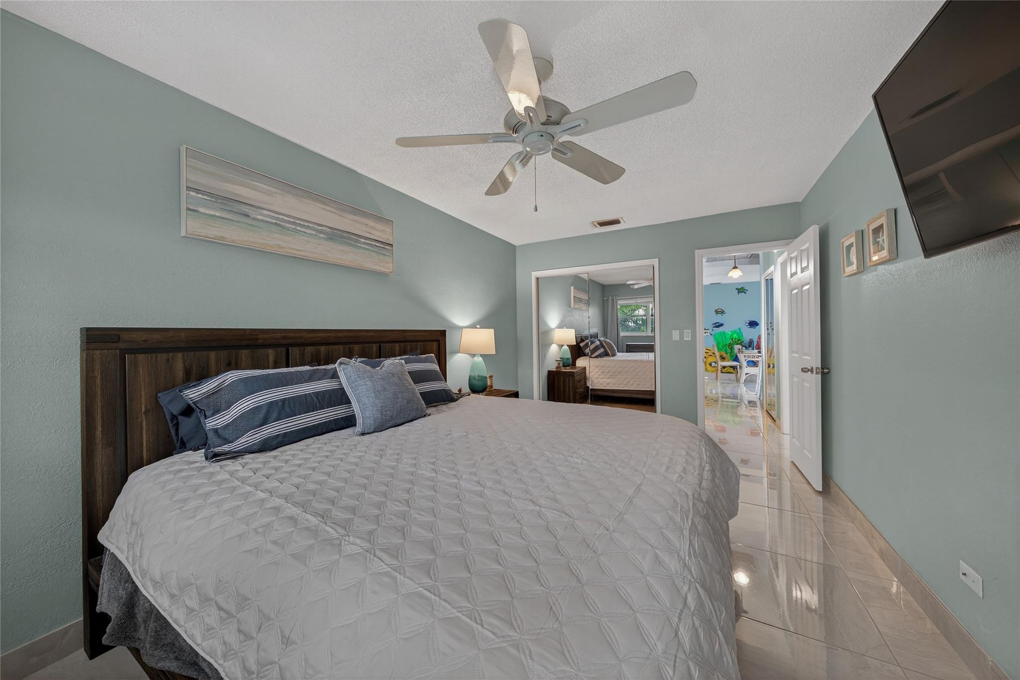 2824 NE 33rd Ct 8, Fort Lauderdale, FL, 33306/$397,000 3 2824 NE 33rd Ct 8