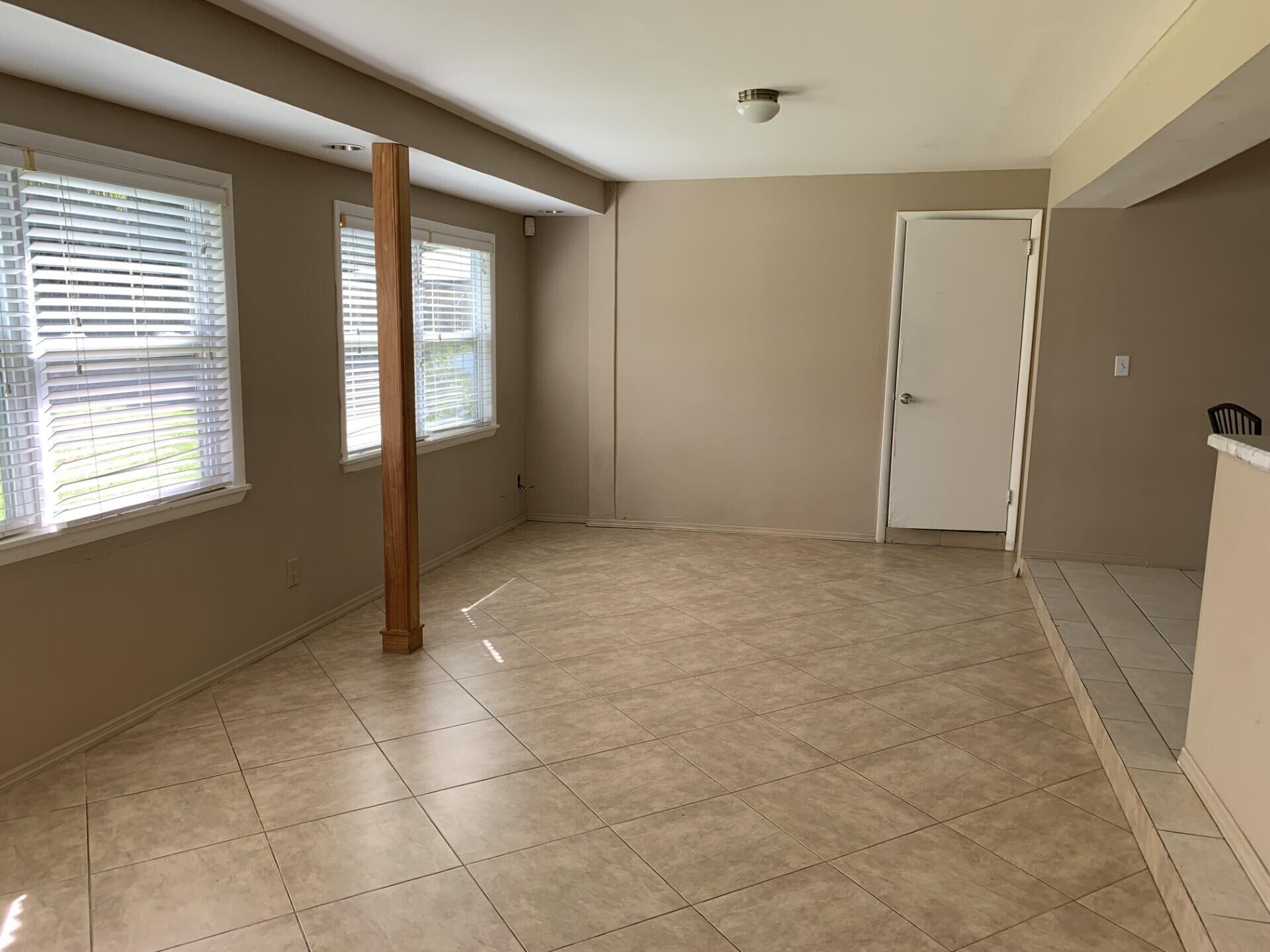 PORT ST LUCIE FLORESTA PI - Residential Lease