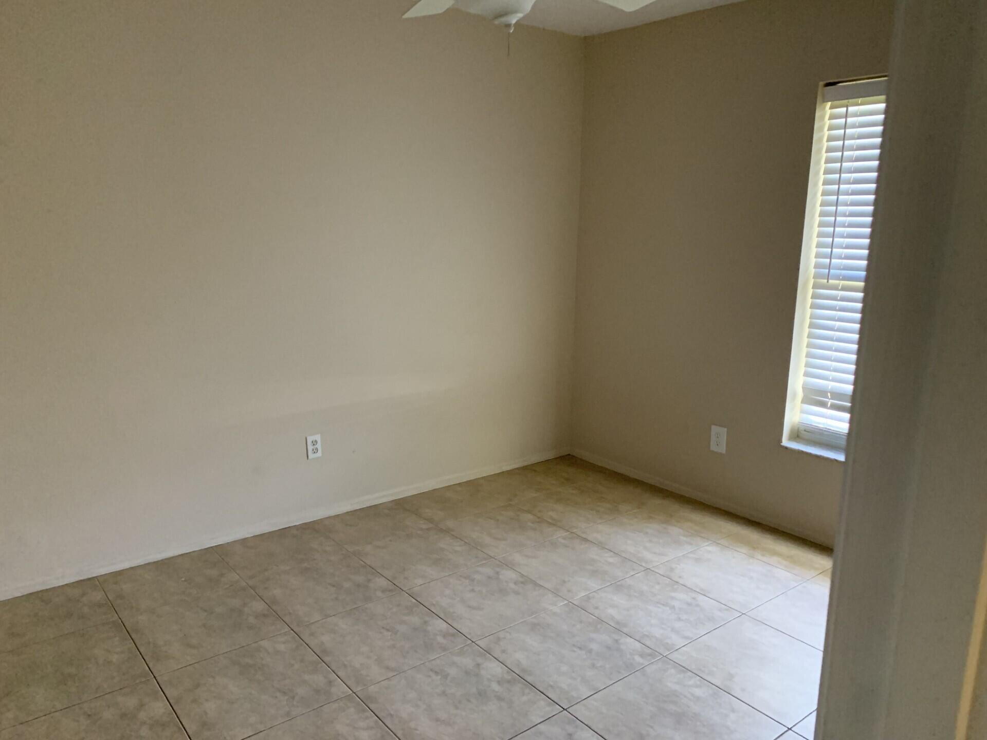 PORT ST LUCIE FLORESTA PI - Residential Lease