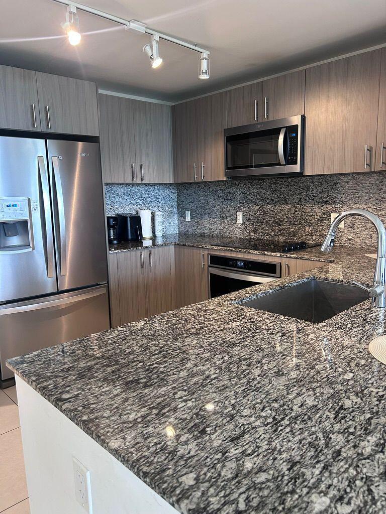 5350 PARK CONDO - Residential