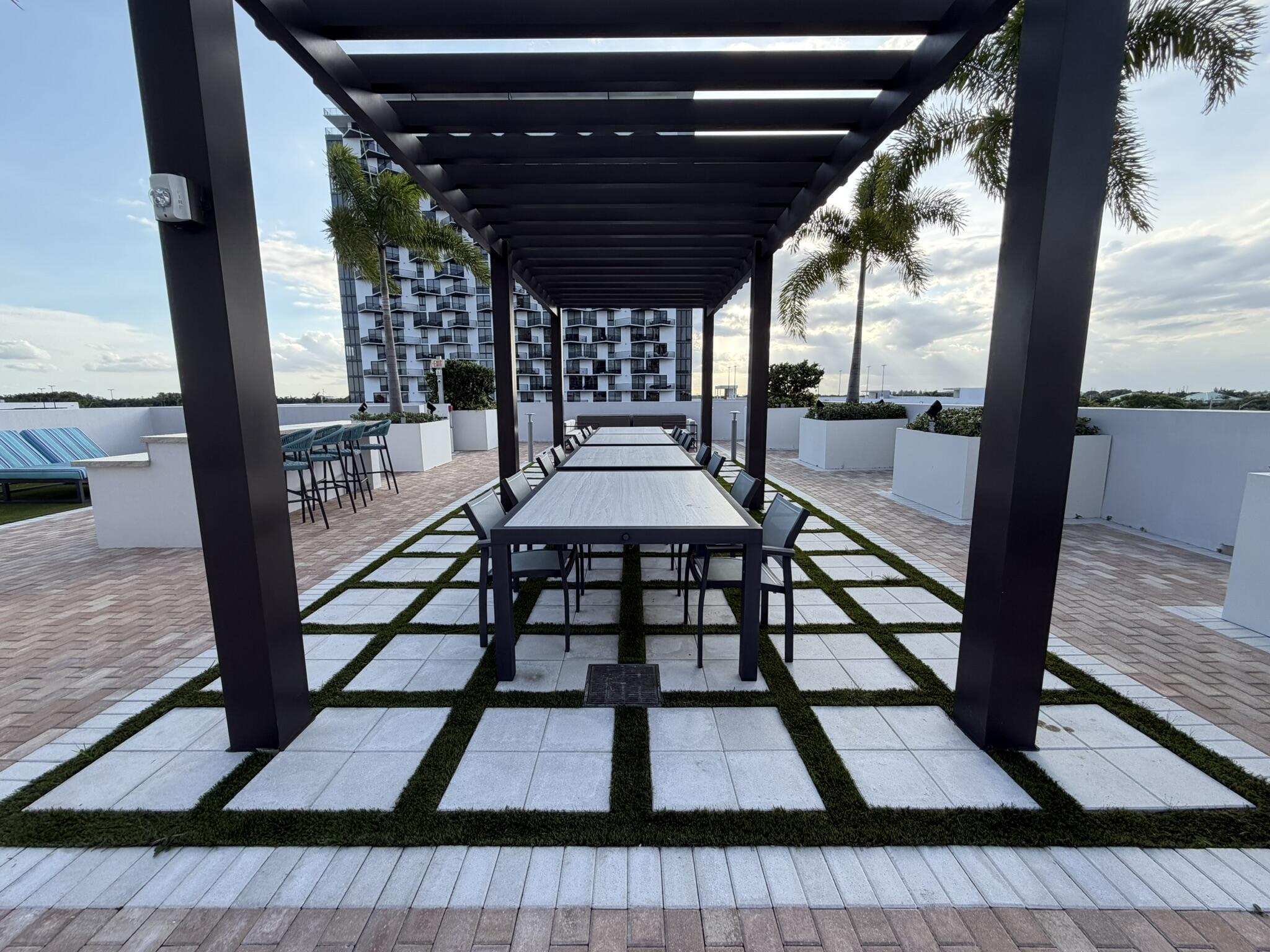 5350 PARK CONDO - Residential