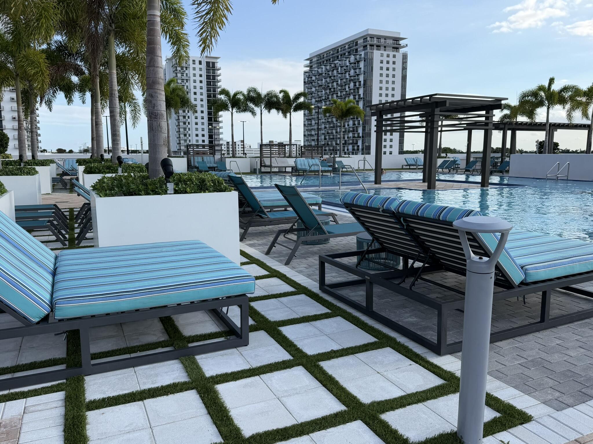 5350 PARK CONDO - Residential