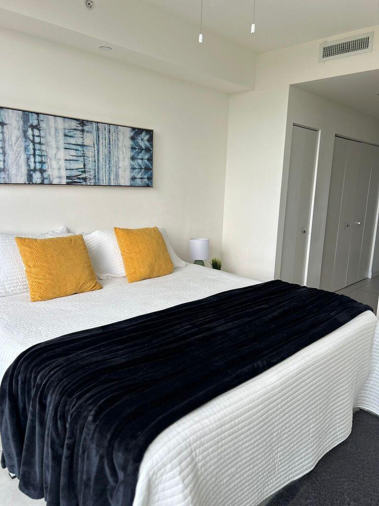 5350 PARK CONDO - Residential