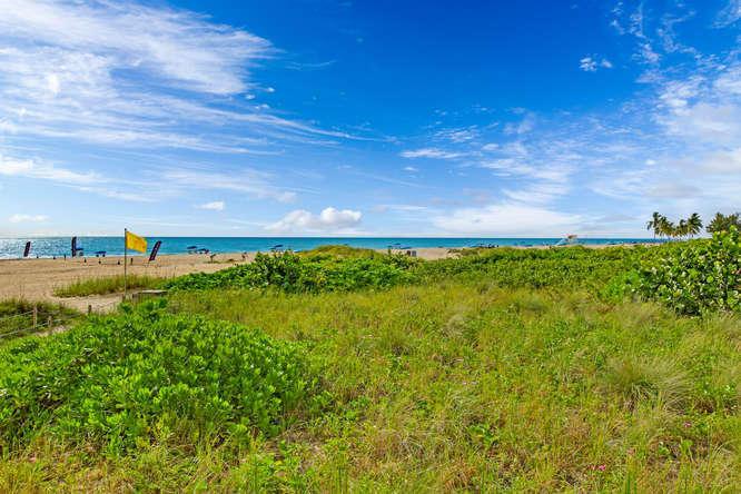 Ritz Carlton Residence - Residential