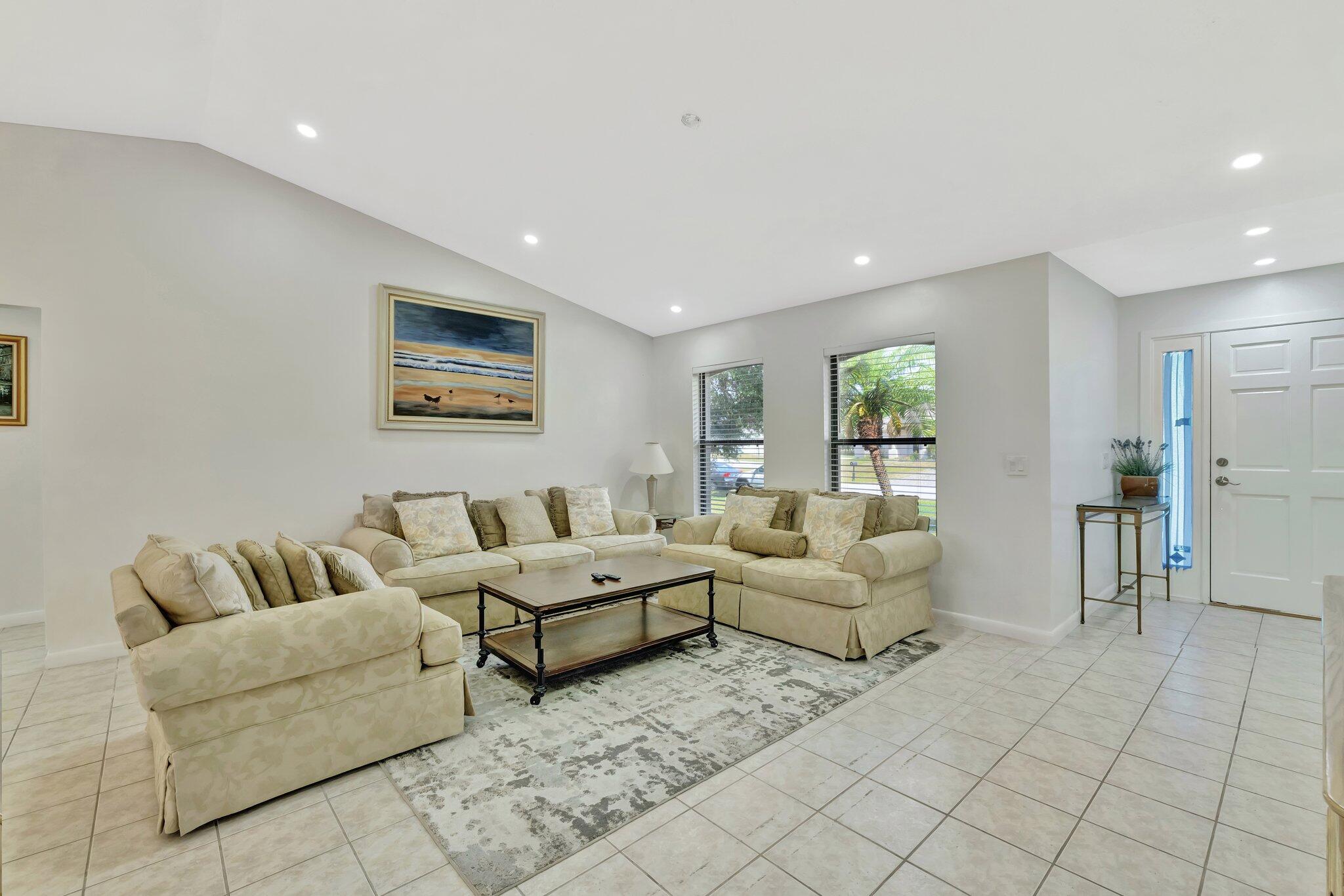 PORT ST LUCIE SECTION 17 - Residential