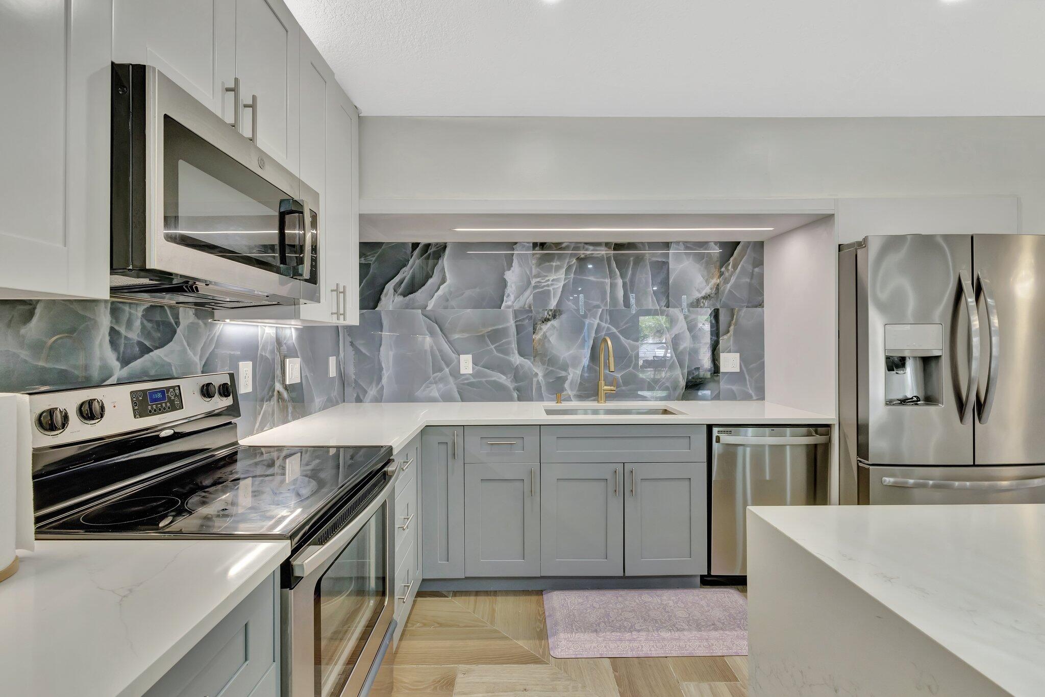 PORT ST LUCIE SECTION 17 - Residential