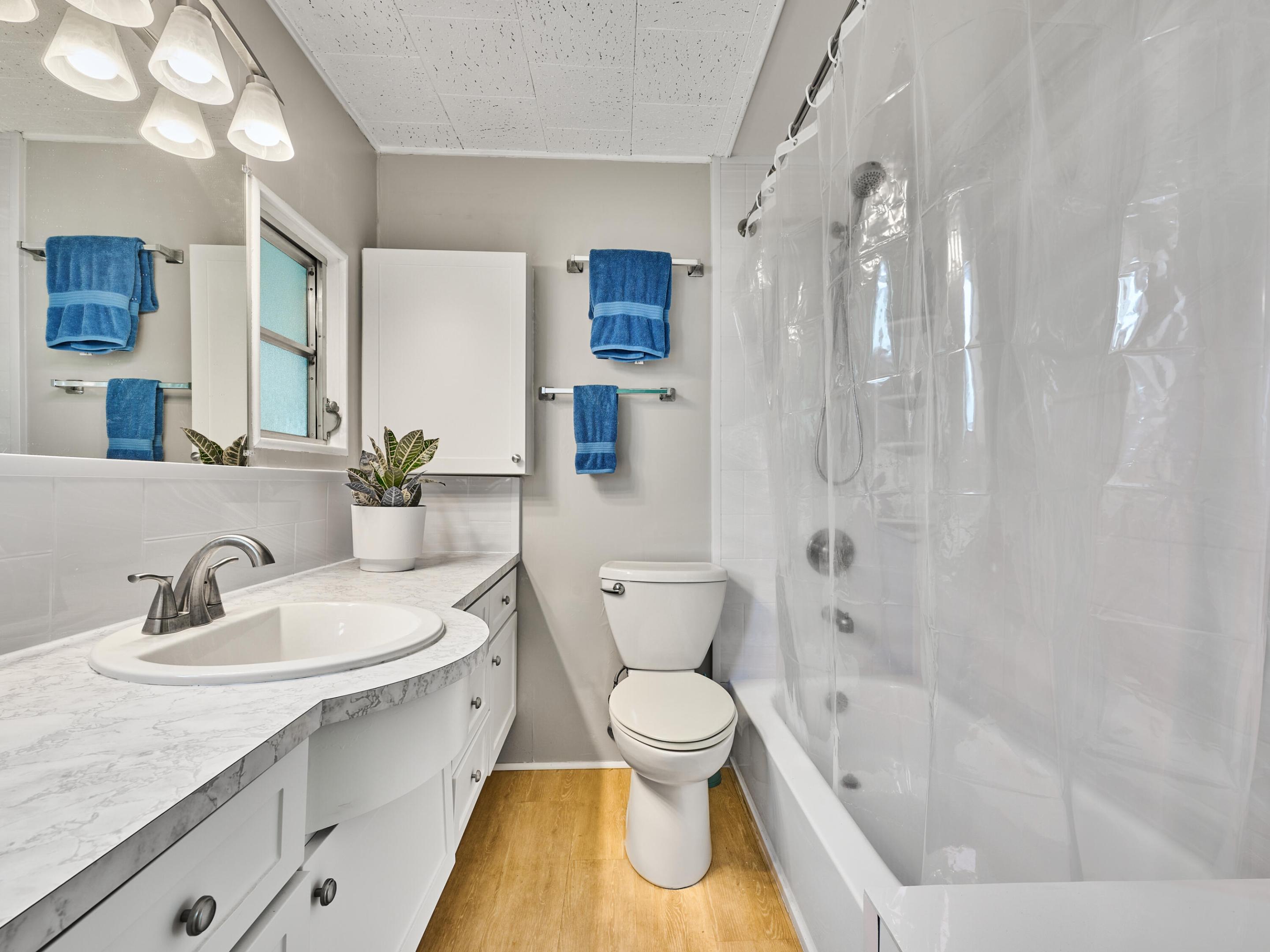 HIDDEN HARBOUR CONDO - Residential