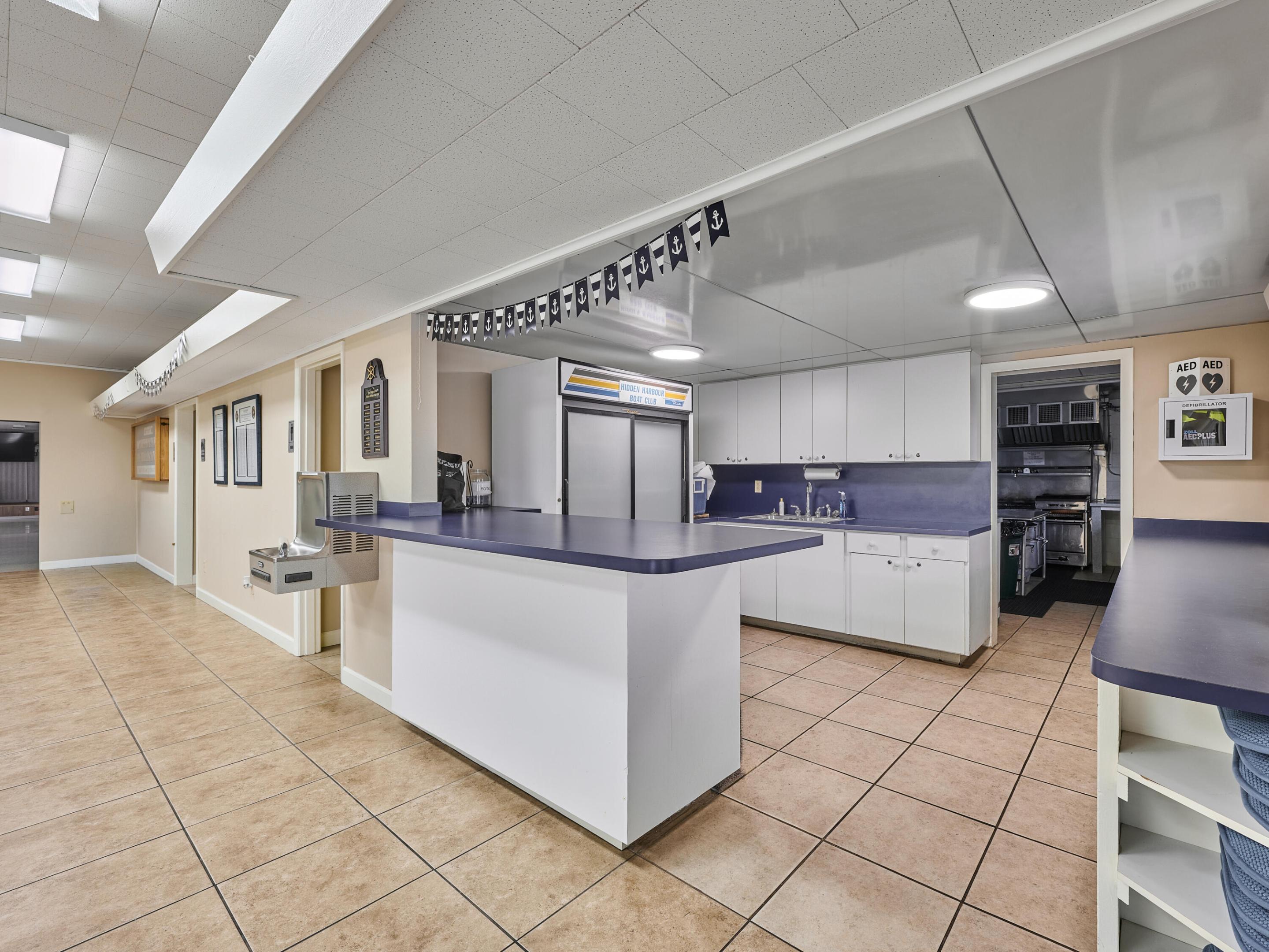 HIDDEN HARBOUR CONDO - Residential