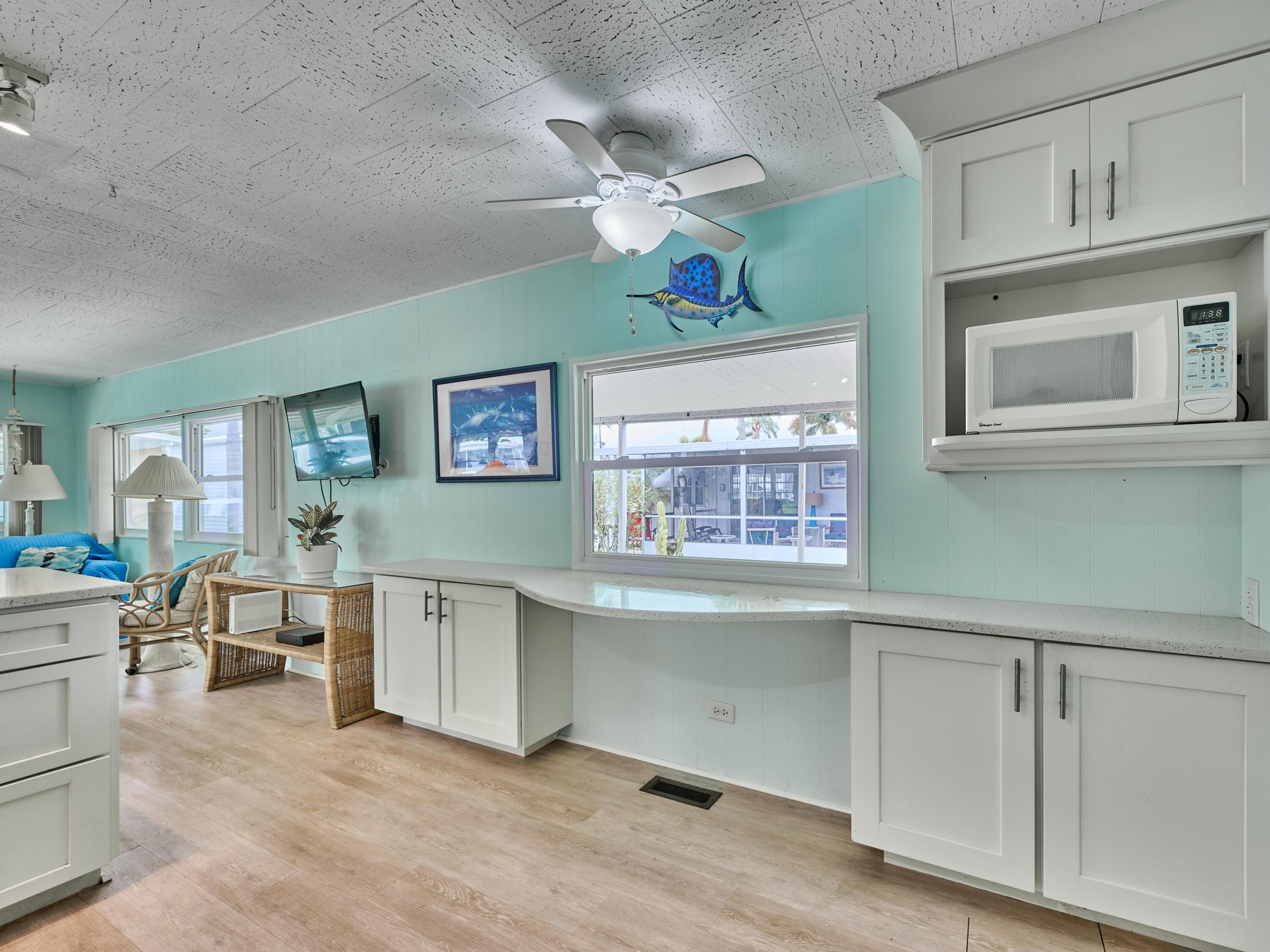 HIDDEN HARBOUR CONDO - Residential