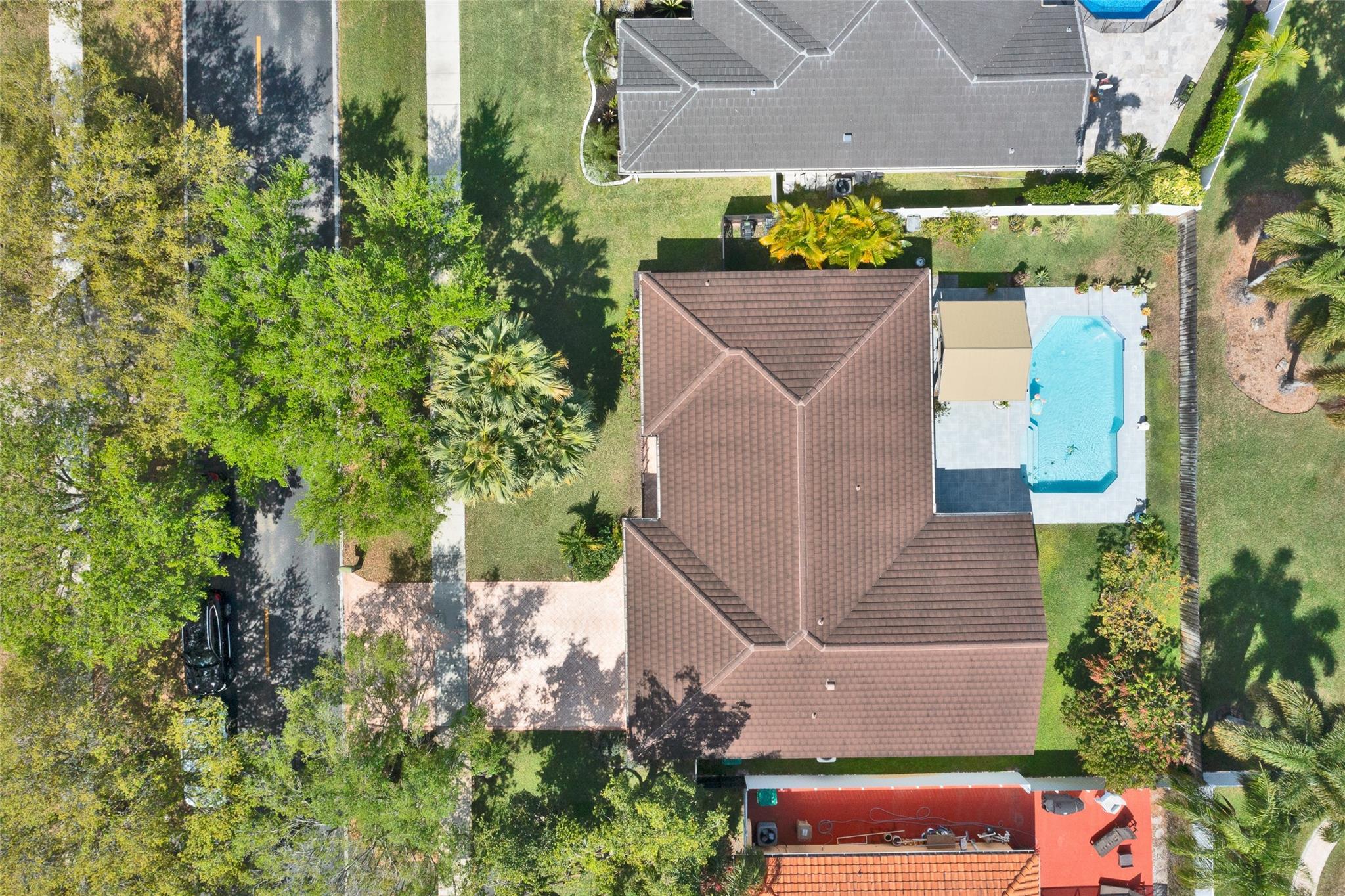 HAWKES BLUFF - Residential