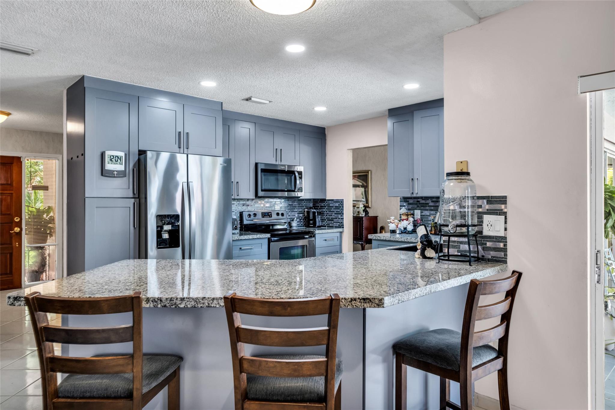 HAWKES BLUFF - Residential