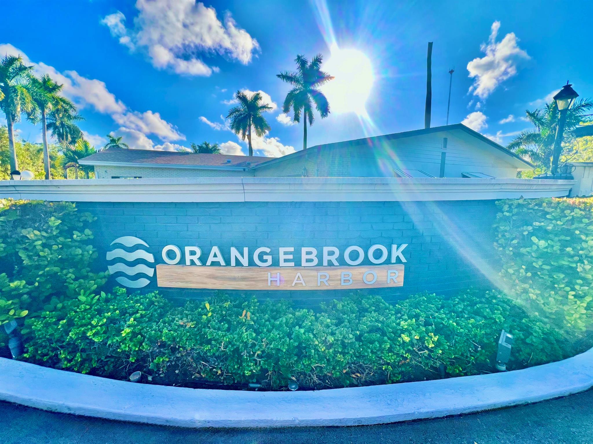 ORANGEBROOK HARBOR - Residential