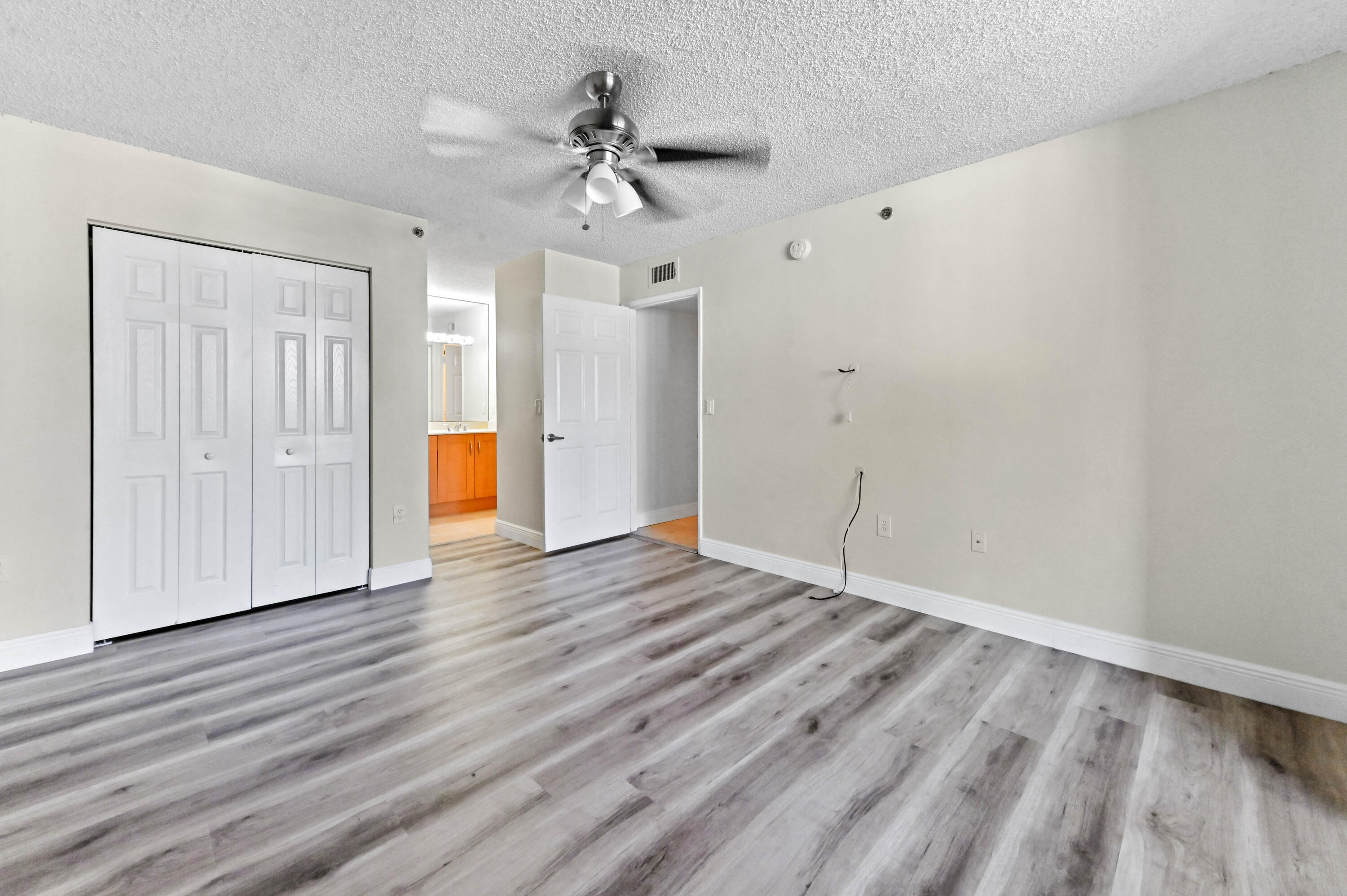 BOCAR CONDO - Residential