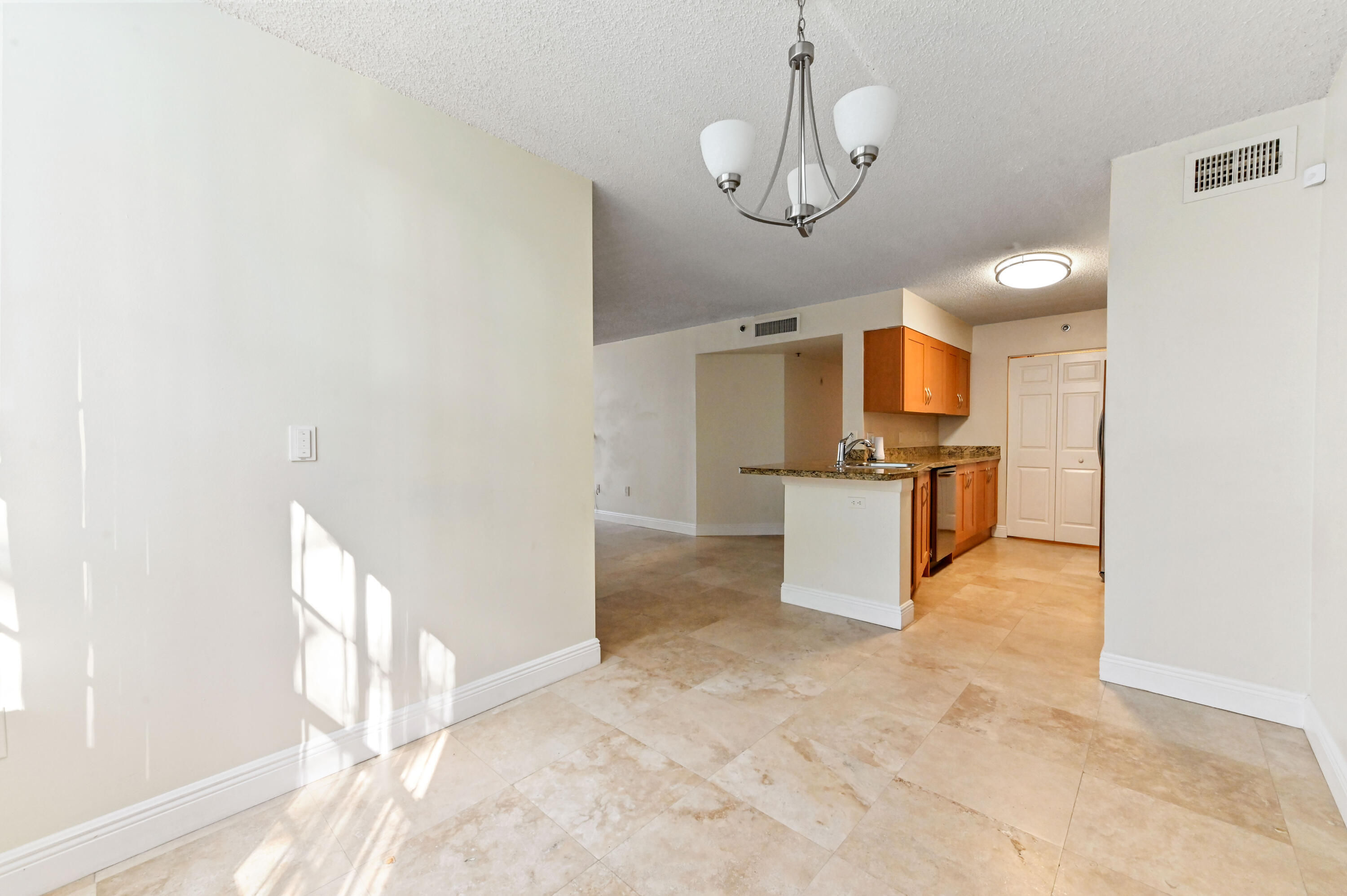 BOCAR CONDO - Residential