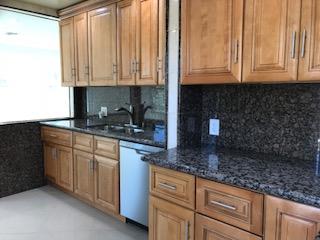 LAKE WORTH TOWN OF - Residential