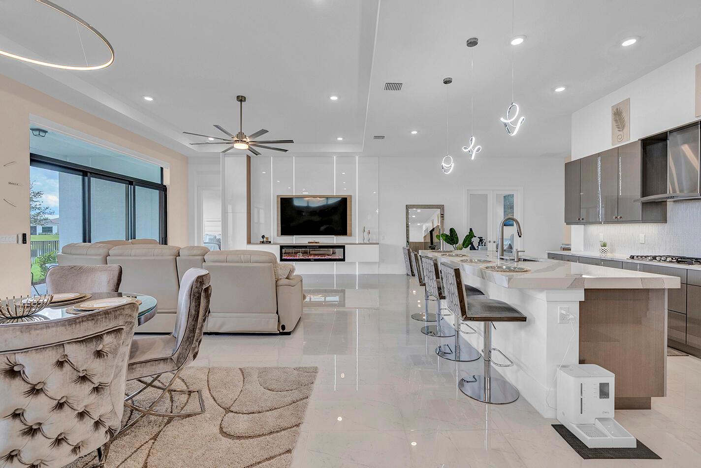 CRESSWIND PALM BEACH - Residential Lease