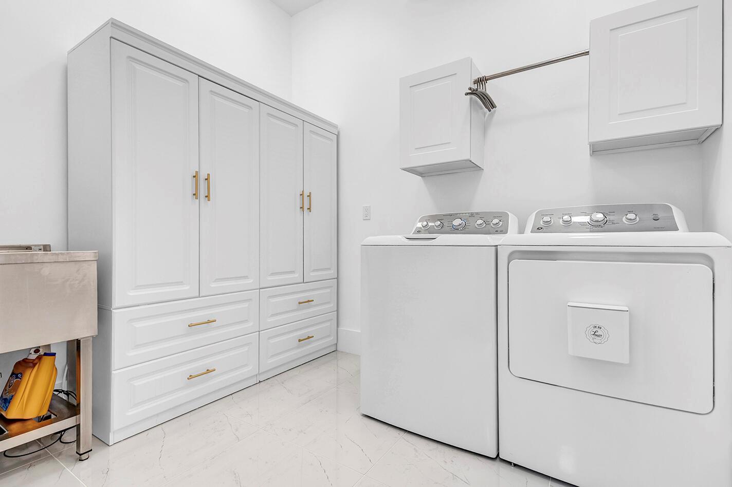 CRESSWIND PALM BEACH - Residential Lease