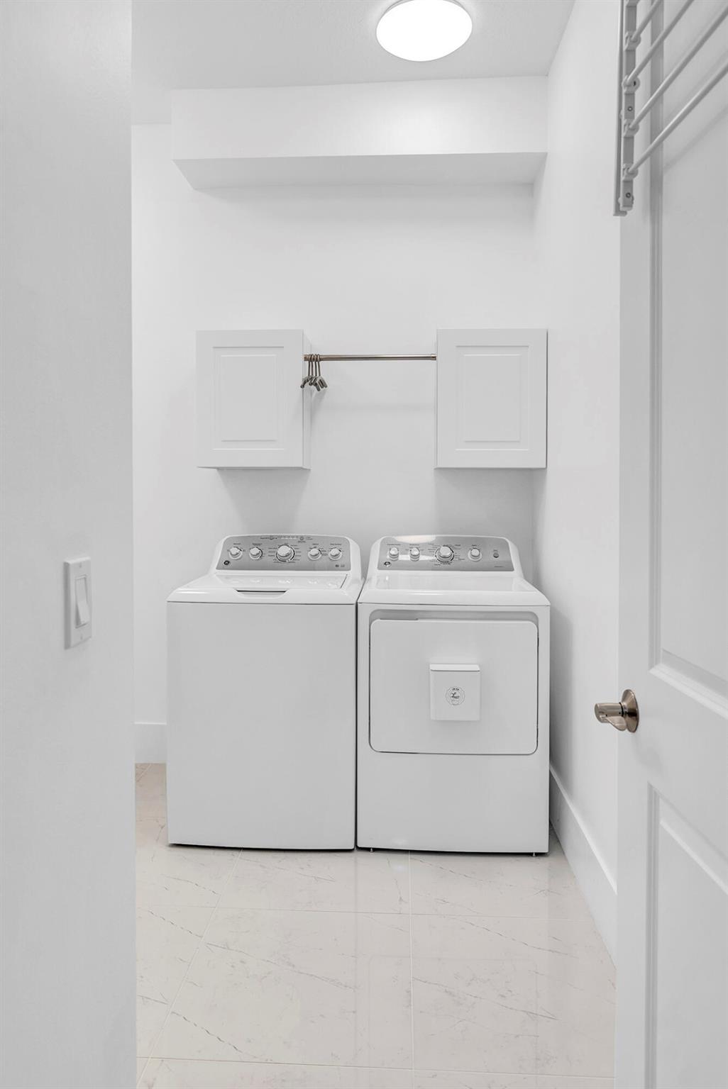 CRESSWIND PALM BEACH - Residential Lease