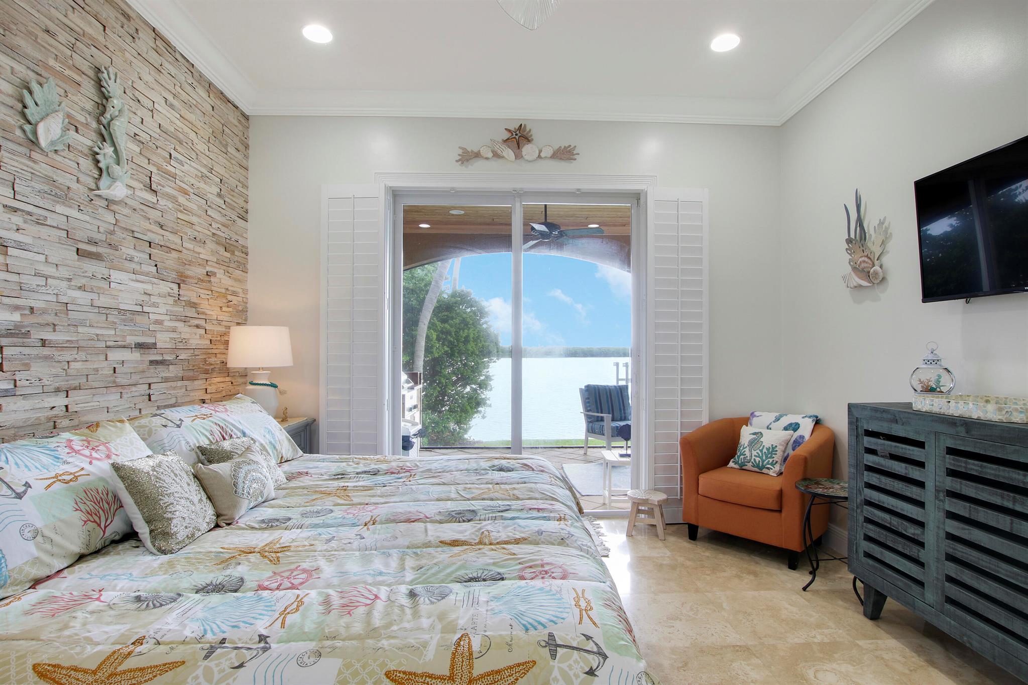 Sandy Depths - Residential