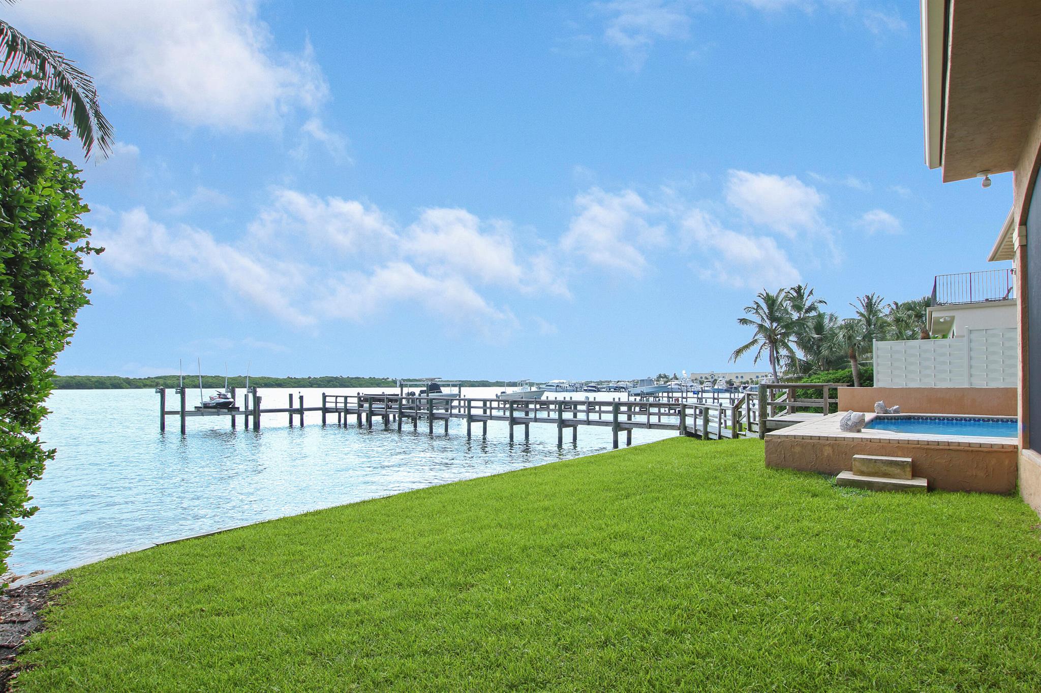 Sandy Depths - Residential