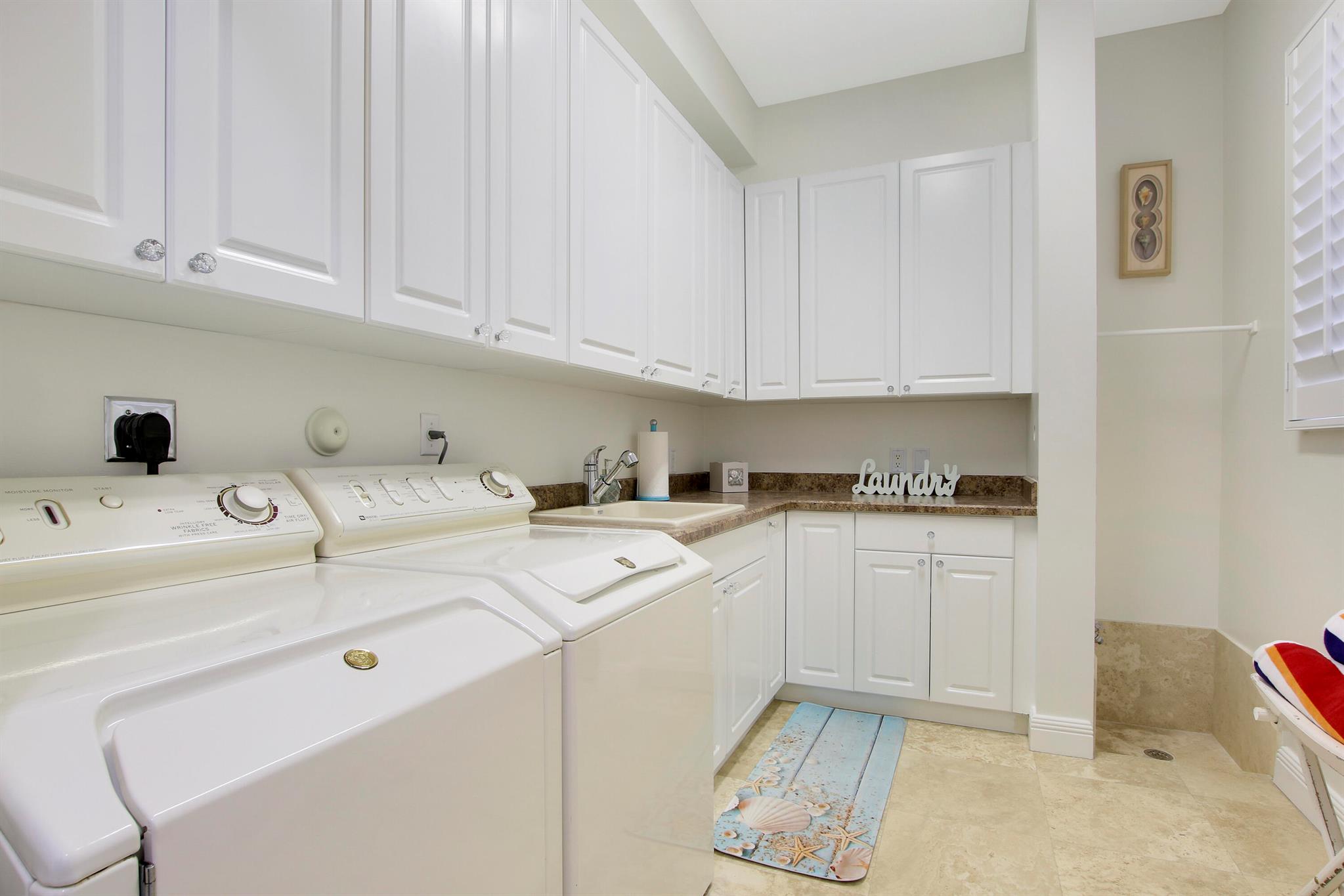 Sandy Depths - Residential