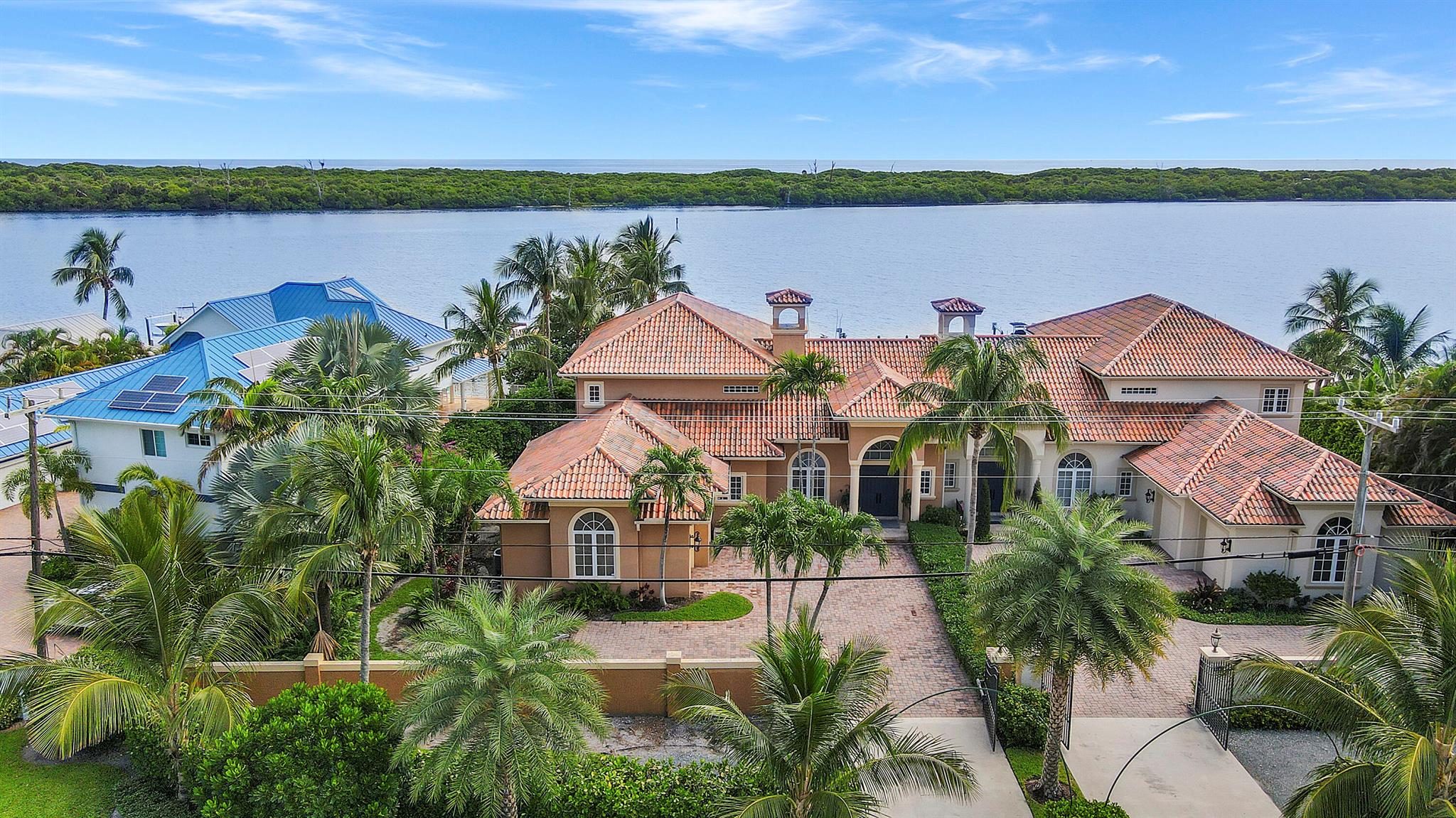 Sandy Depths - Residential