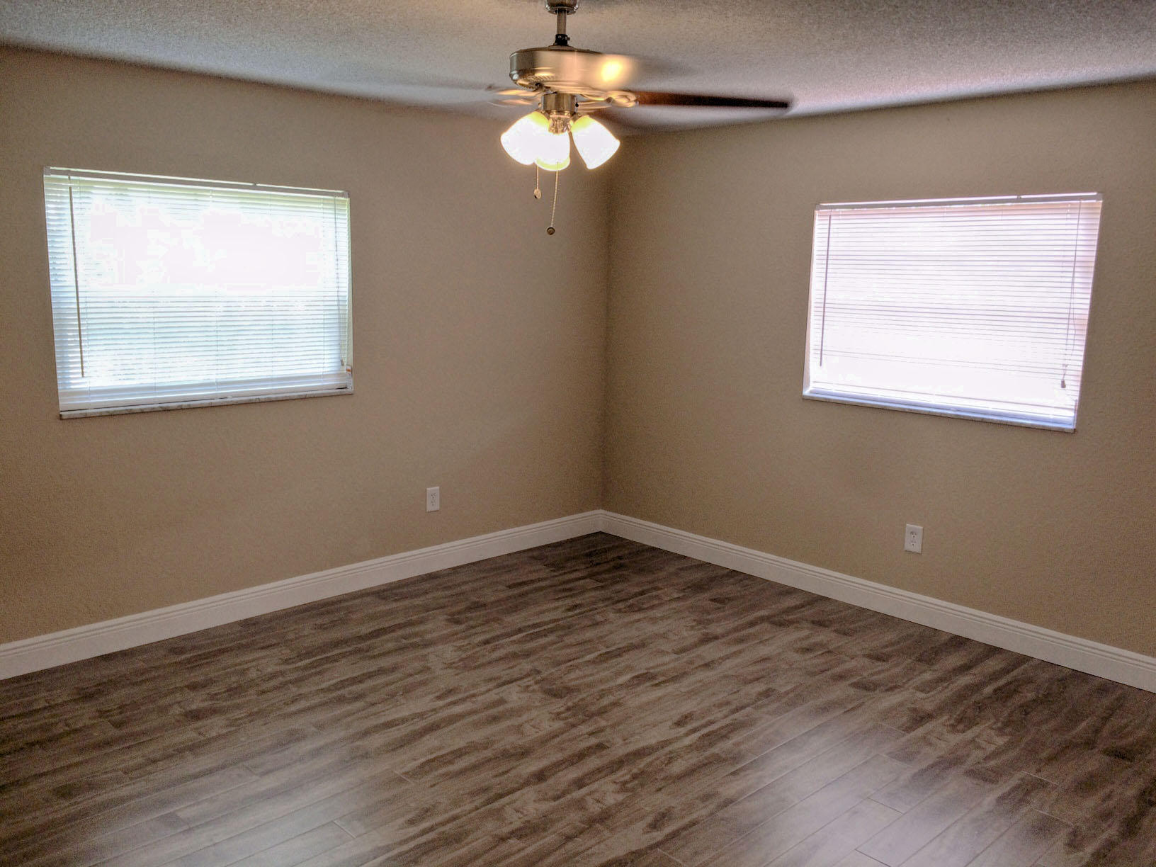 SANDALFOOT COVE SEC 6 - Residential