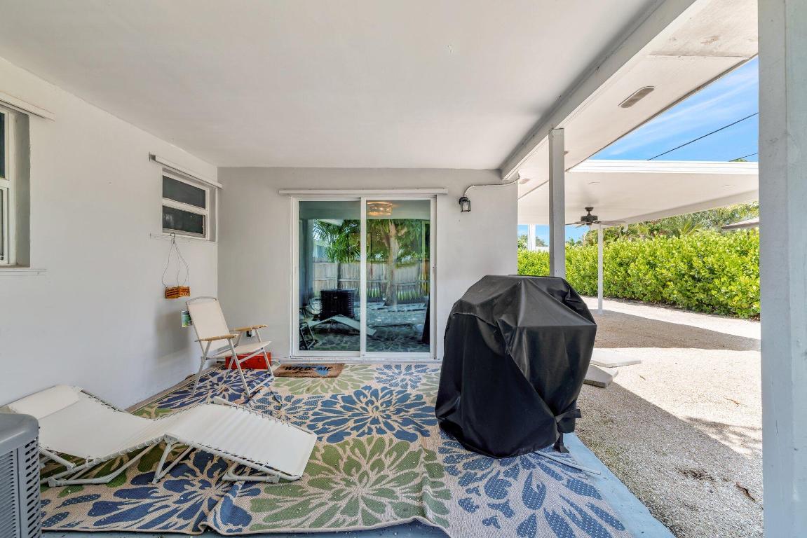 1894 SE Lafayette Street