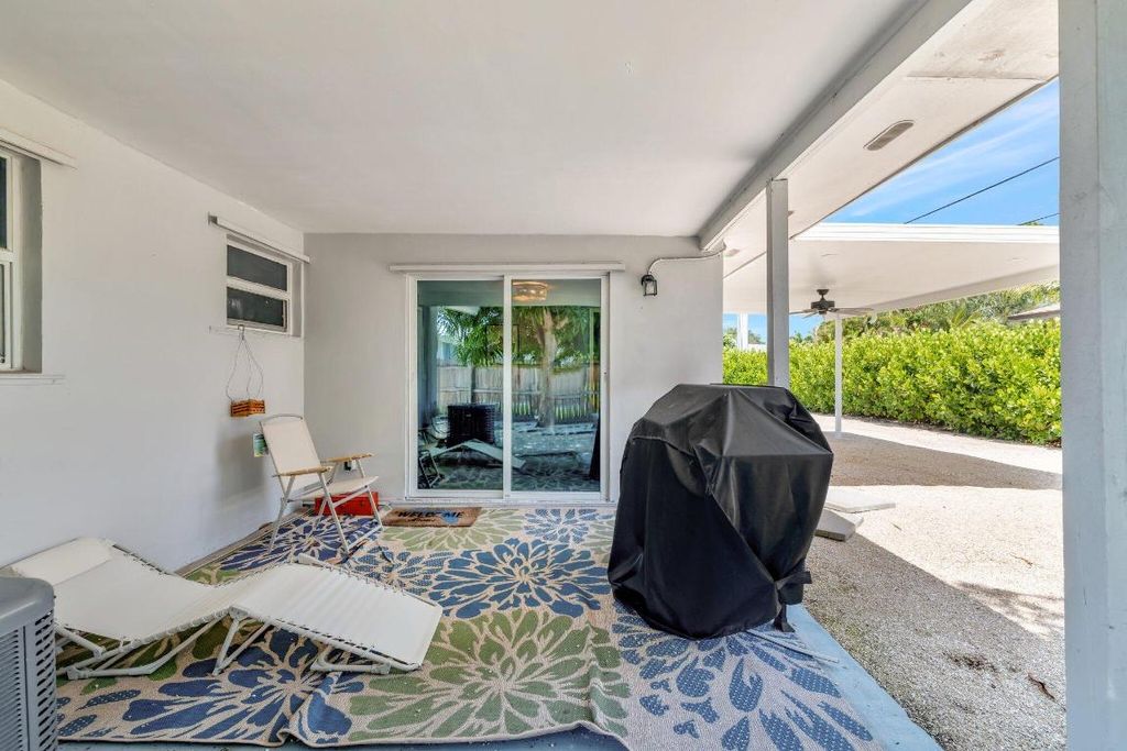 Photo of 1894 SE Lafayette Street, Stuart, FL 34997 (MLS # R11113085)