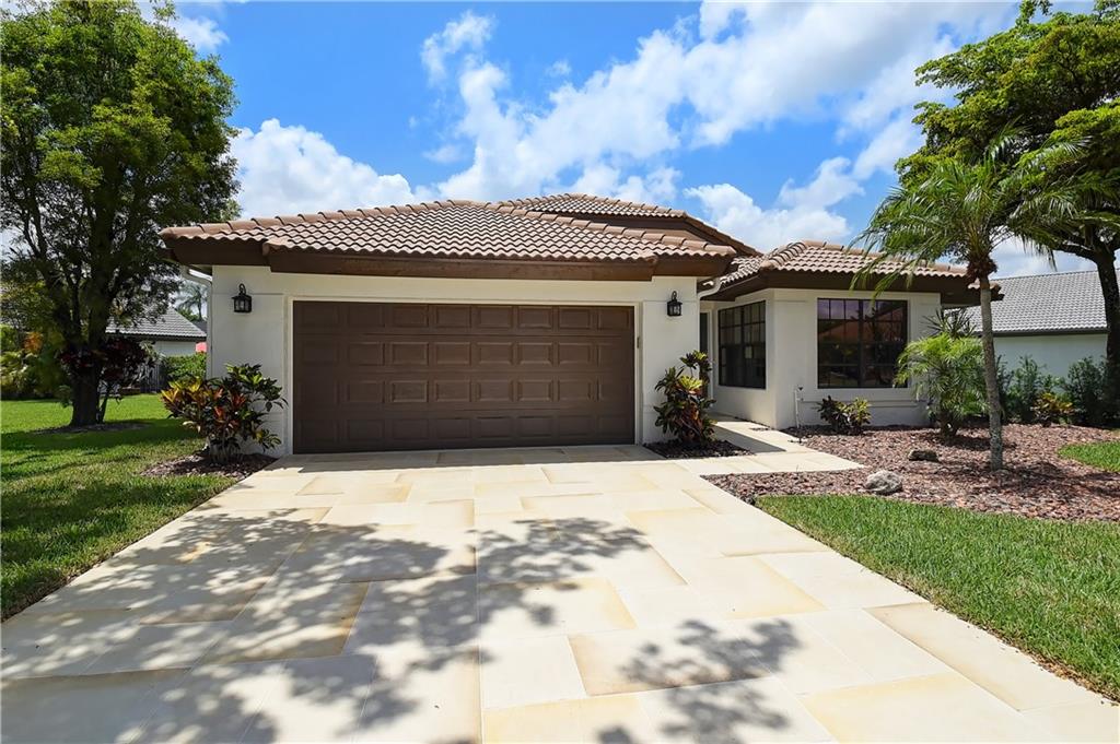Boca Woods Country Club 0 - Residential